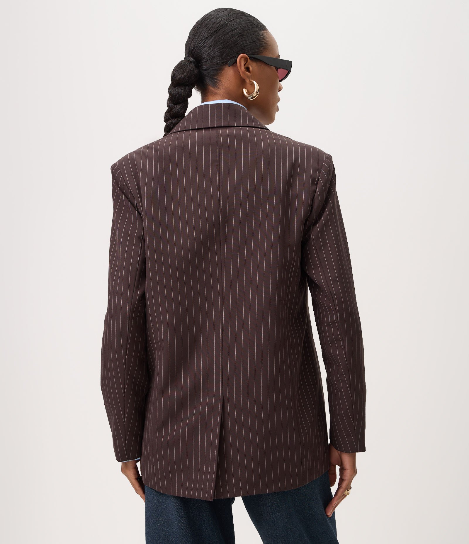 Blazer Oversized Risca de Giz com Gola Lapela Marrom 4