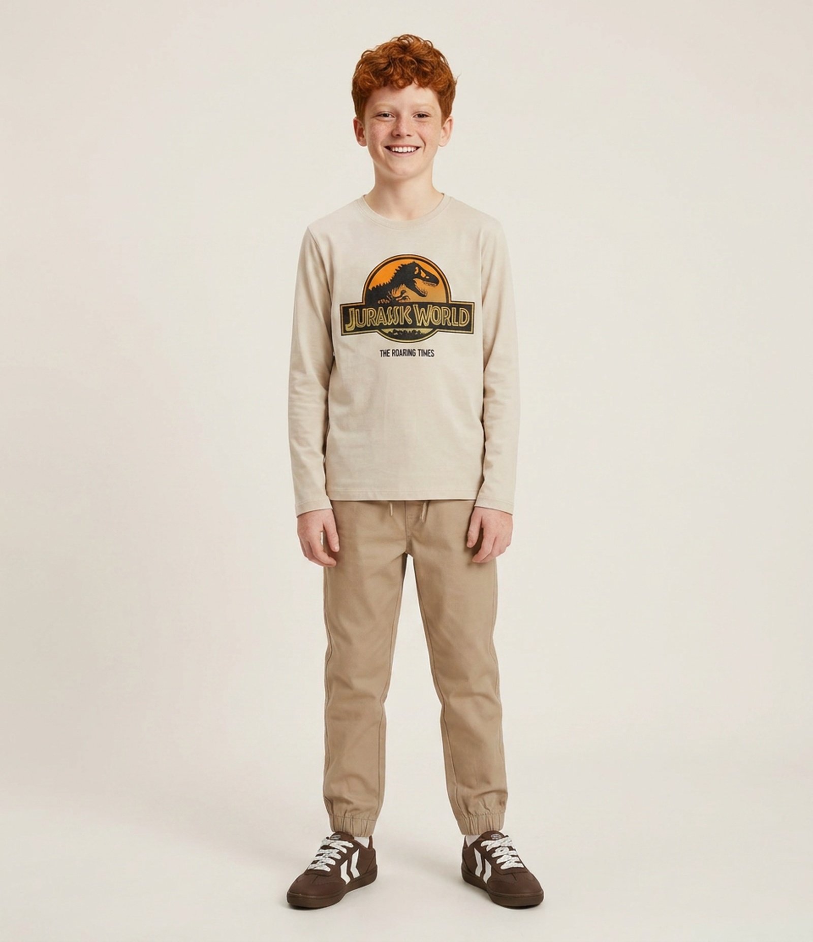 Camiseta Manga Longa Jurassic World em Relevo - Tam 5 a 14 Anos Bege 1