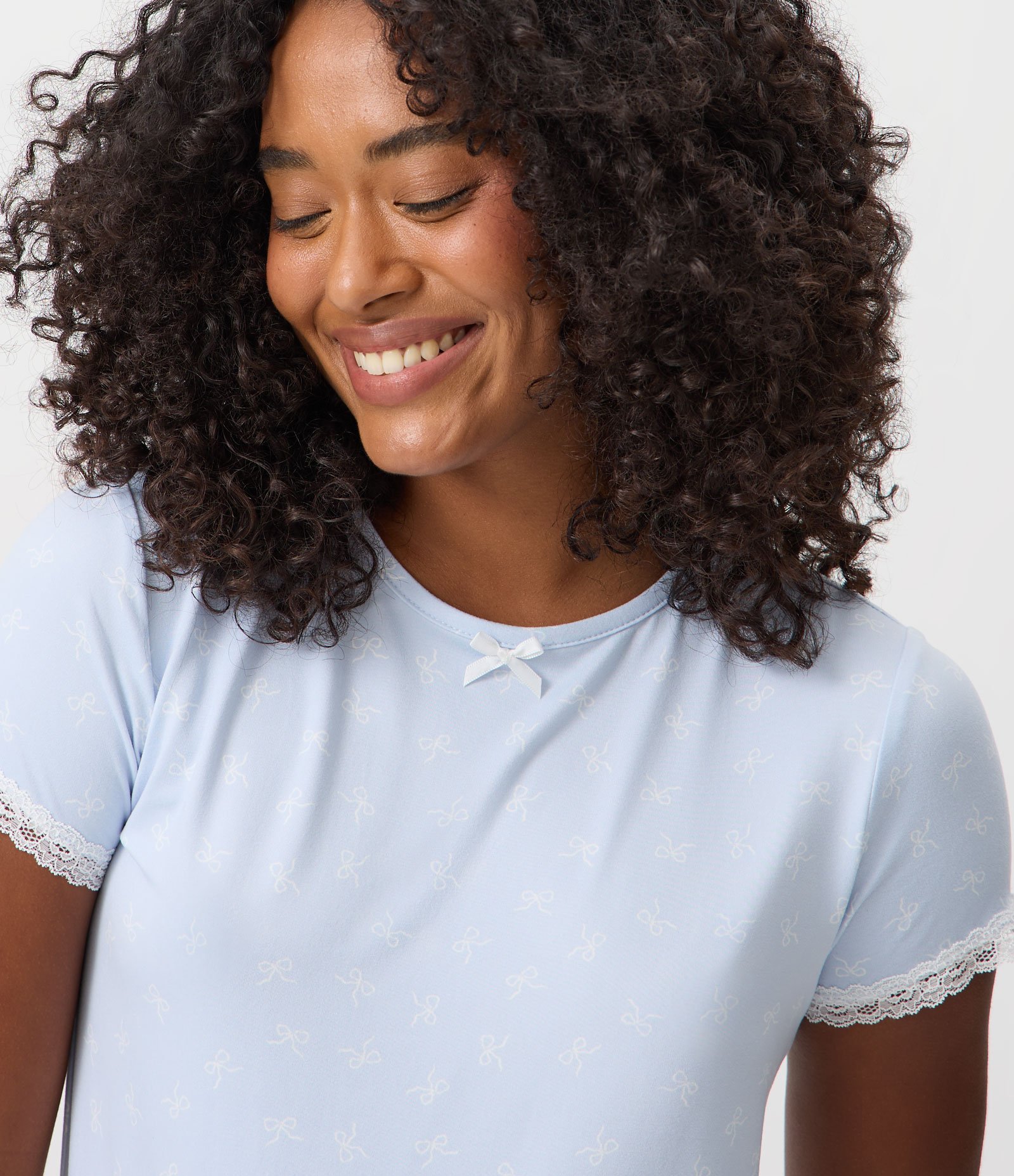 Blusa de Pijama em Peach Touch com Estampa de Laços Azul 3