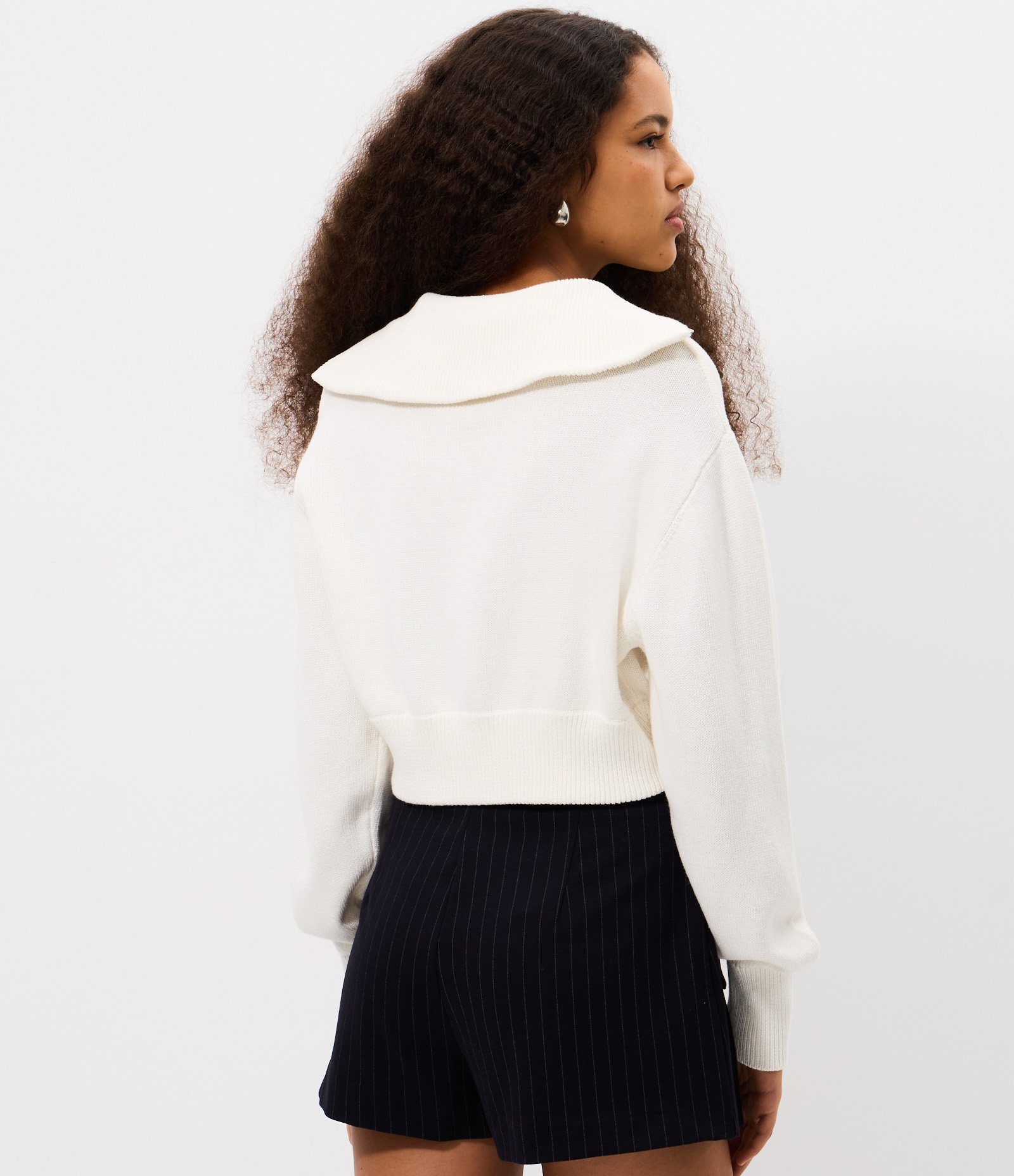 Jaqueta Cropped em Tricô com Zíper Contínuo Branco 4