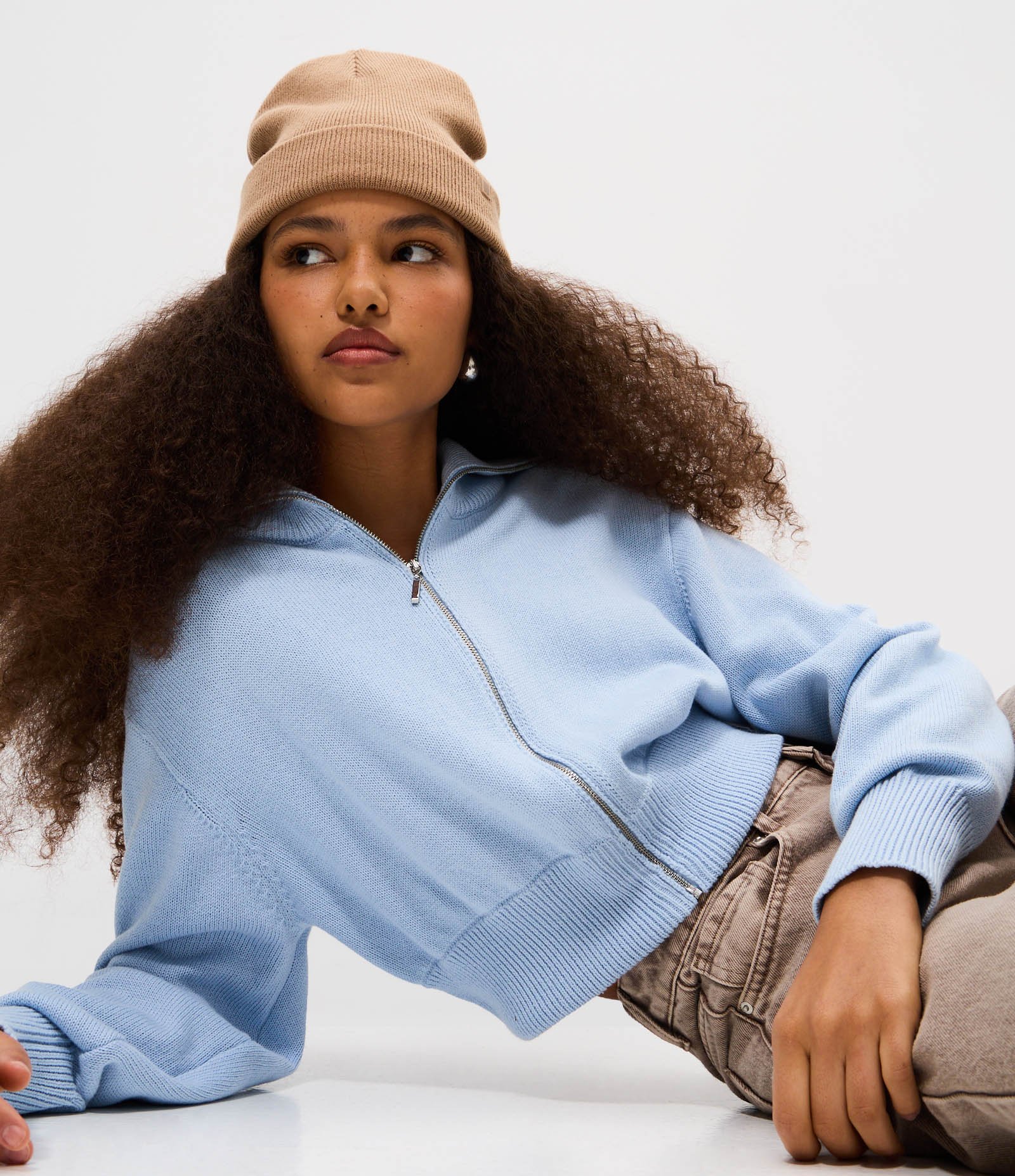 Jaqueta Cropped em Tricô com Zíper Contínuo Azul 1