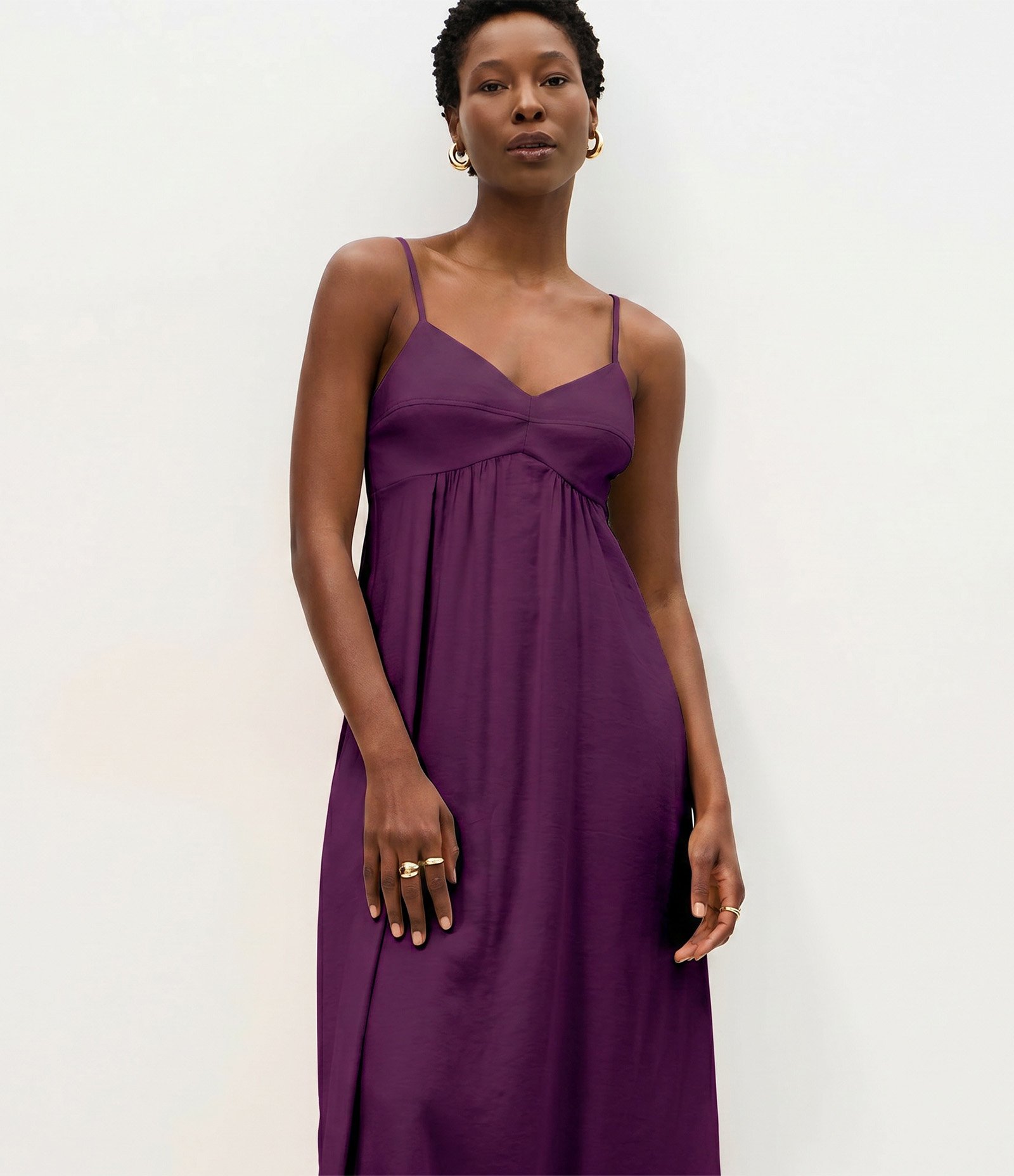 Vestido Midi Evasê em Viscose com Decote Coração Roxo 2