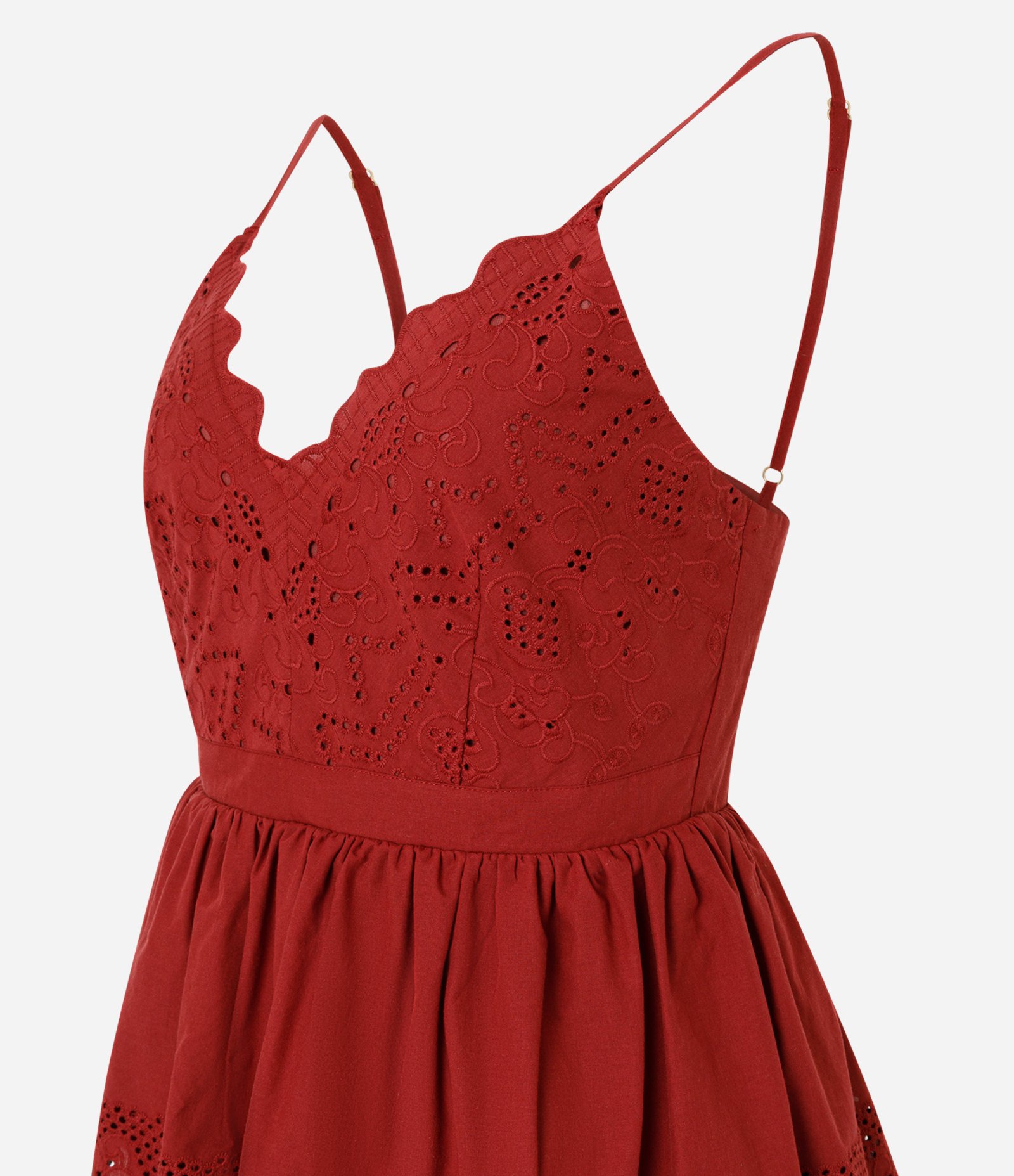 Vestido Evasê Midi em Laise com Sobreposição e Bordados Vermelho 2