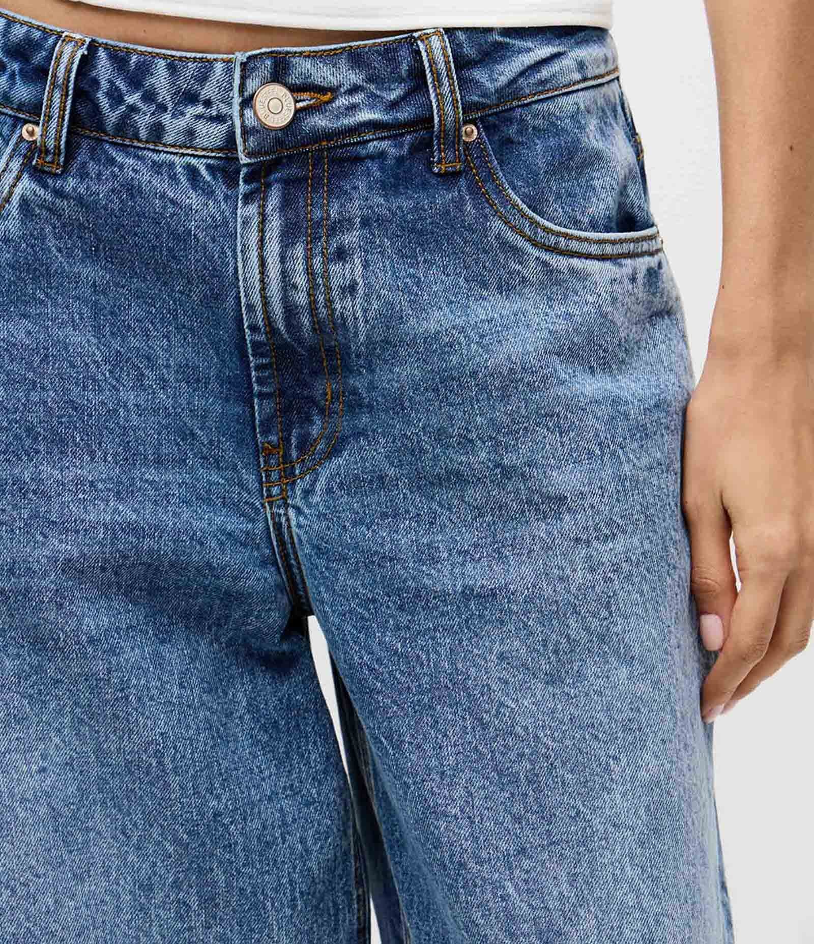 Calça Wide Leg Jeans com Cintura Baixa e Barra Dobrada Azul 4
