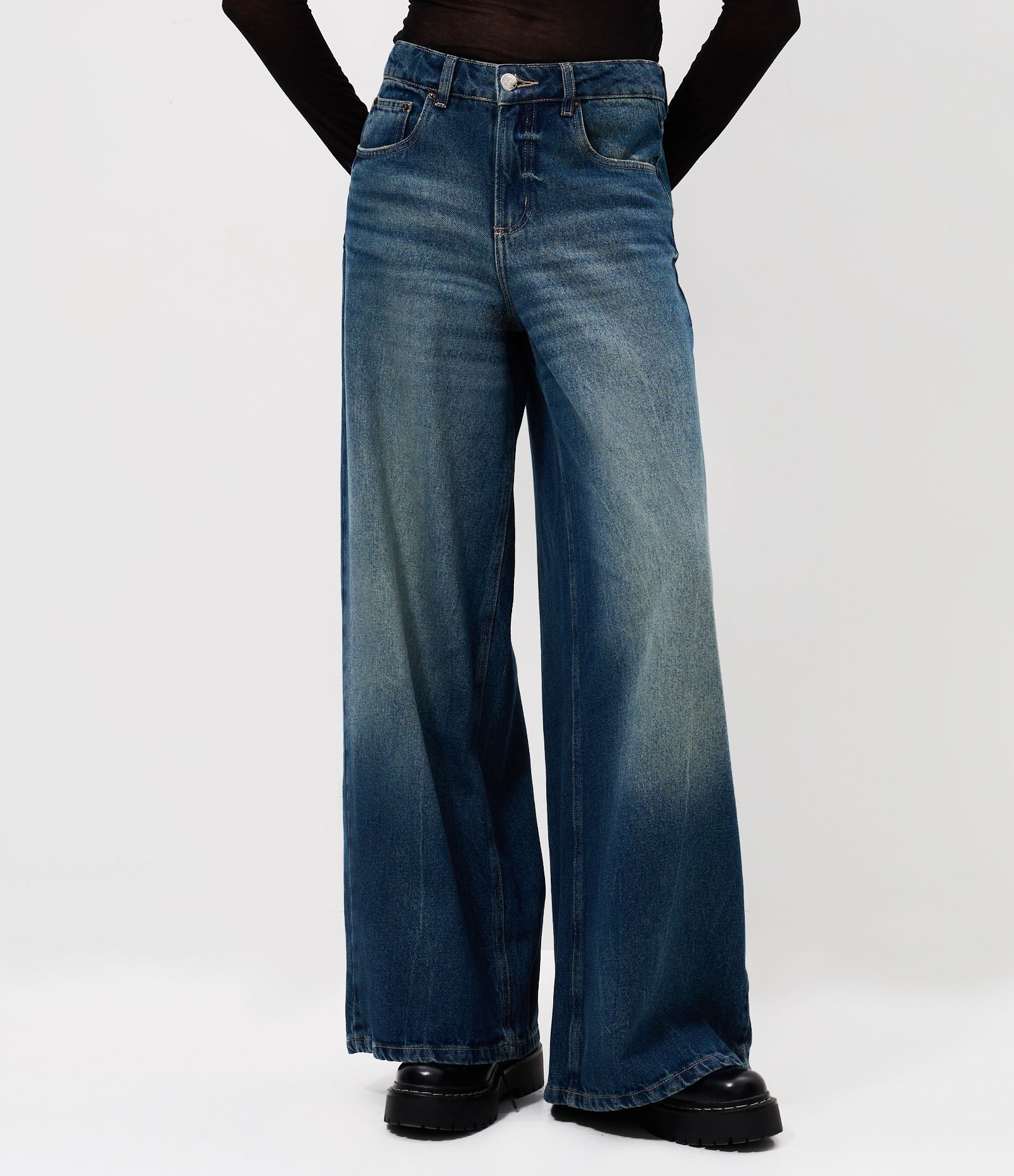 Calça Super Wide Jeans com Cintura Média Azul Escuro 2