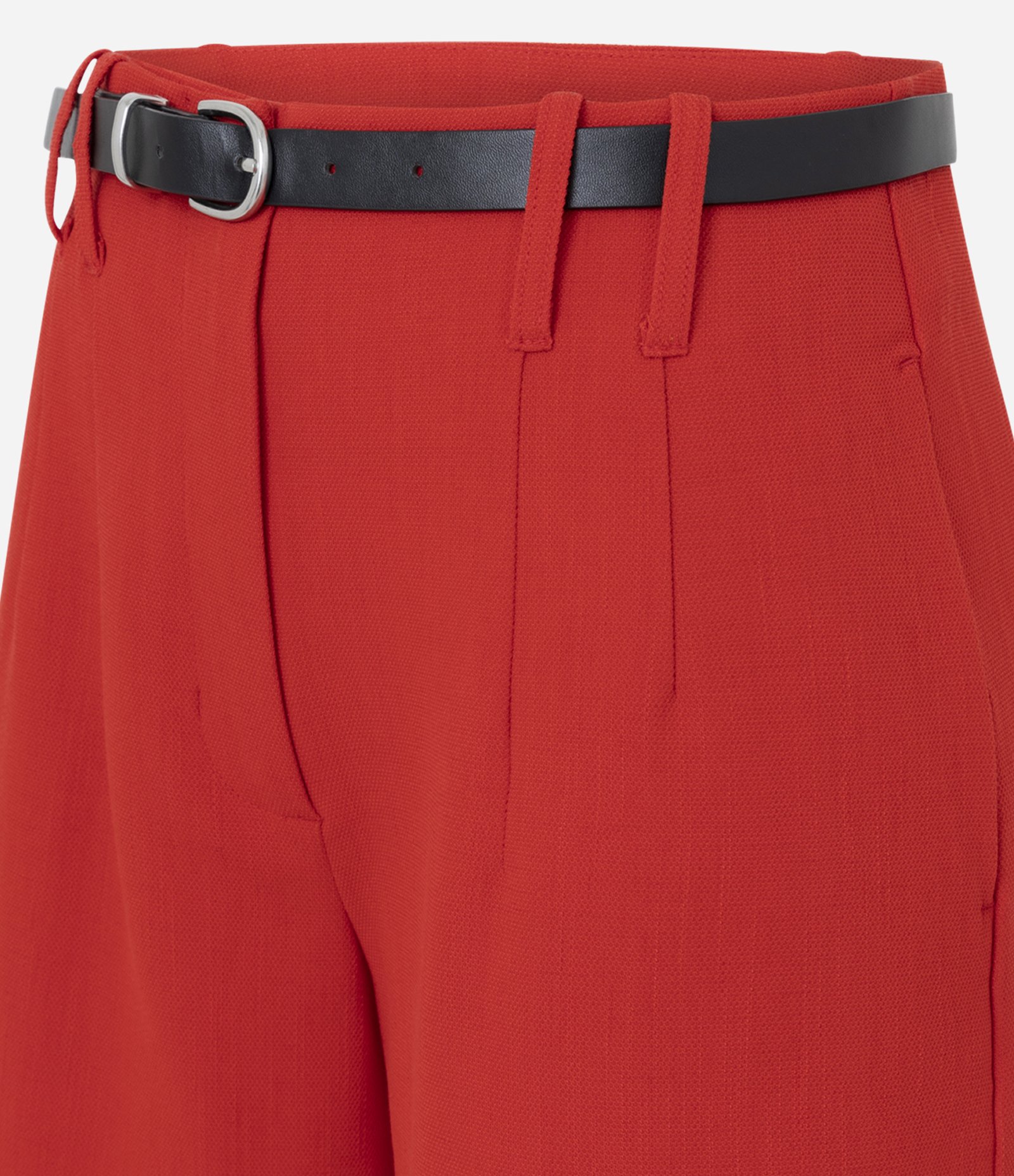 Short Alfaiatado com Cinto em PU Vermelho 7