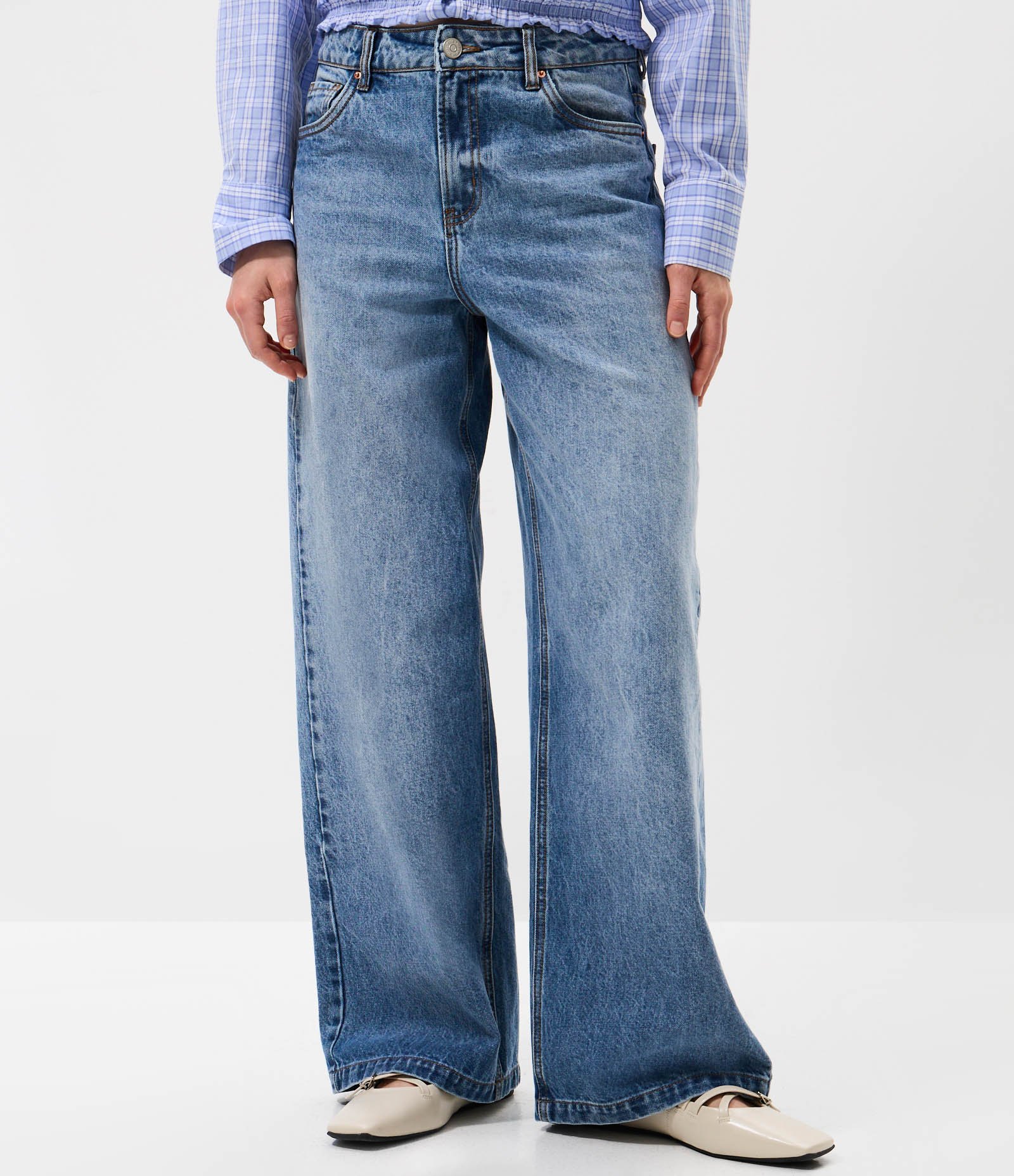 Calça Wide Leg em Jeans com Cós Passante Azul Claro 2