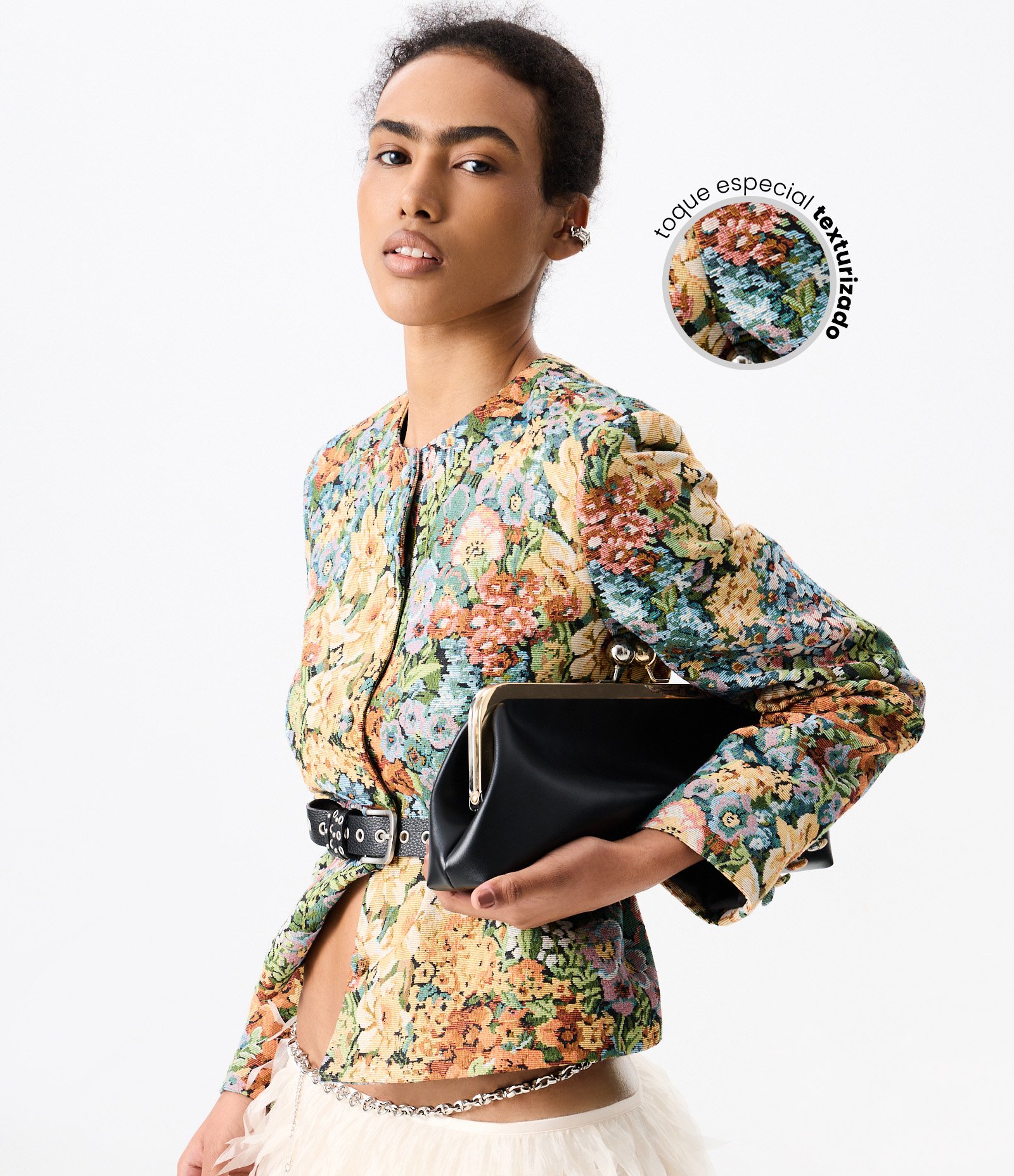 Jaqueta em Jacquard com Estampa Floral e Botões Forrados Amarelo 1