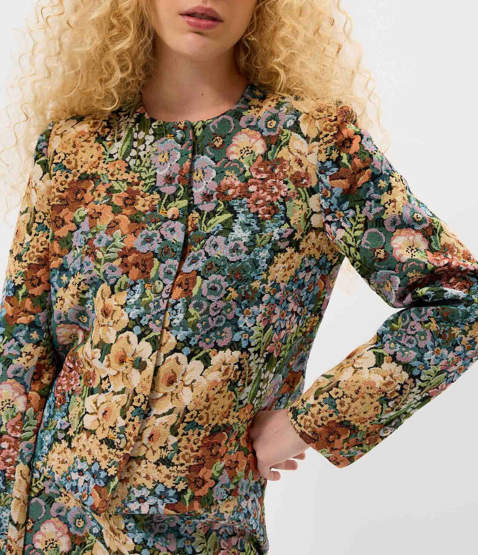 Jaqueta em Jacquard com Estampa Floral e Botões Forrados Amarelo 4