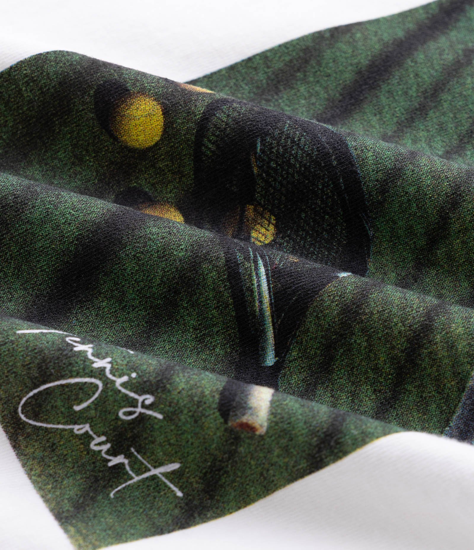 Camiseta Manga Curta em Algodão Estampa Tênis Branco 6