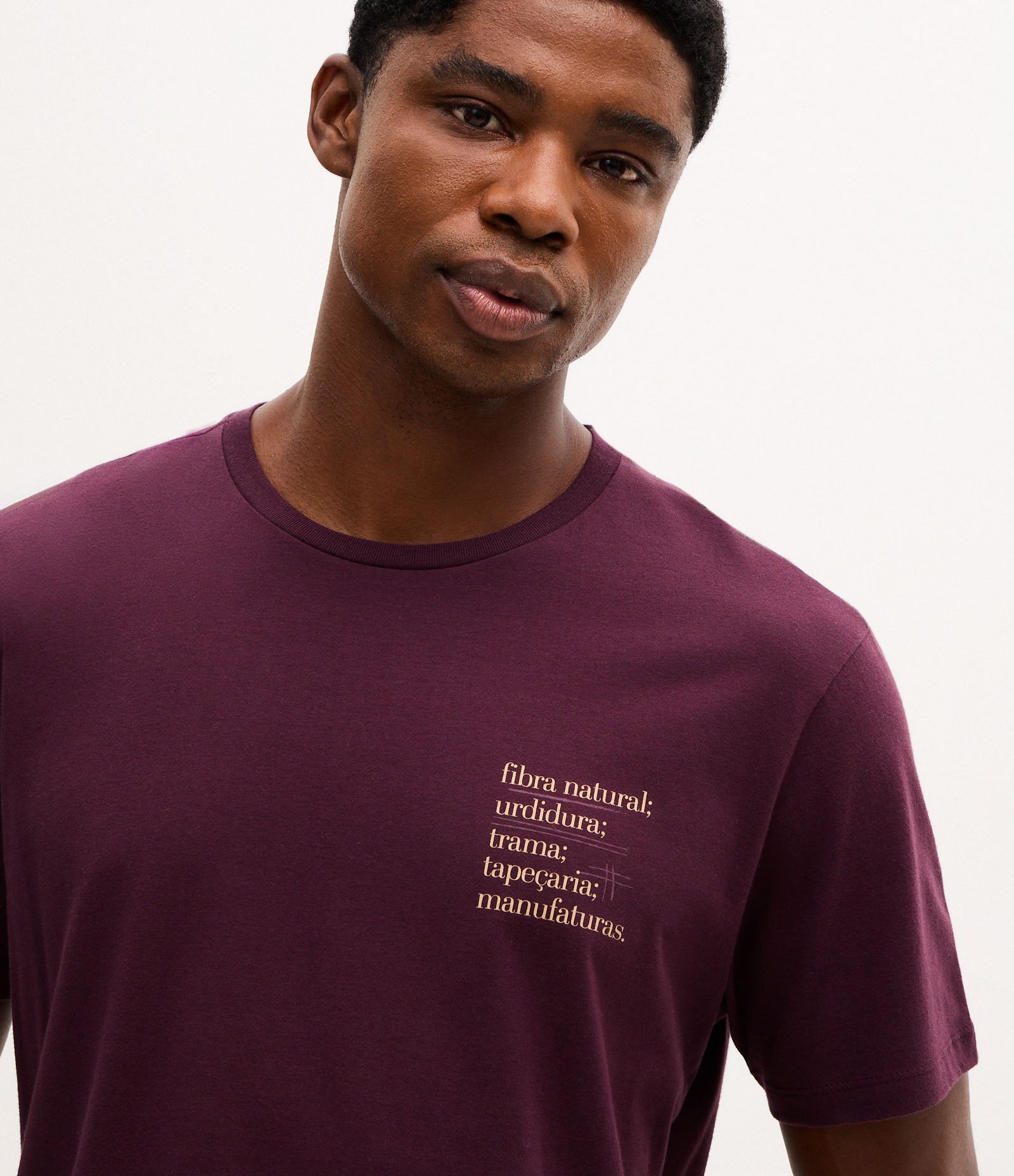 Camiseta Manga Curta em Algodão com Lettering Fibra Natural Vermelho 3