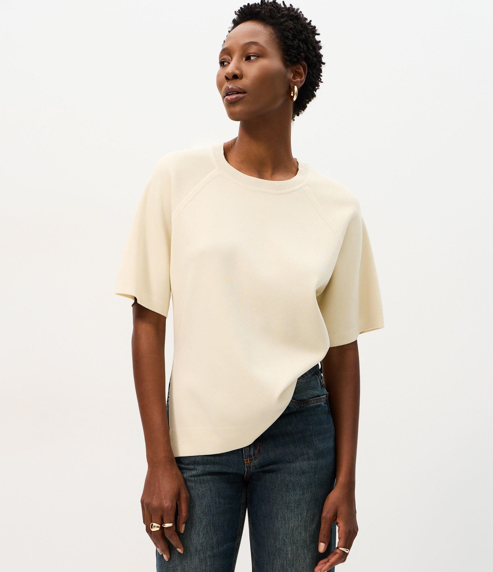 Blusa Oversized em Tricô com Cava Raglan Bege 1