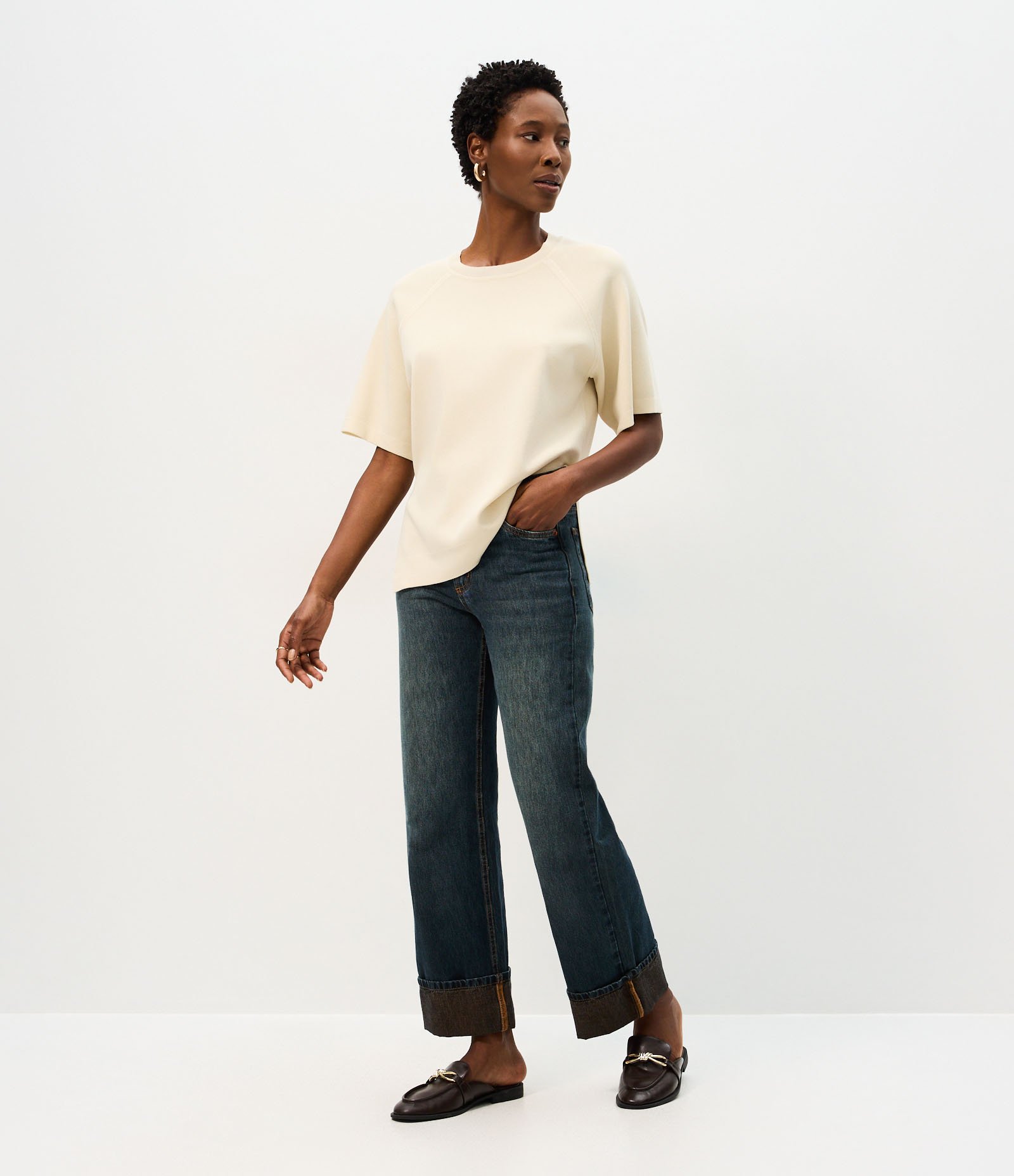 Blusa Oversized em Tricô com Cava Raglan Bege 2