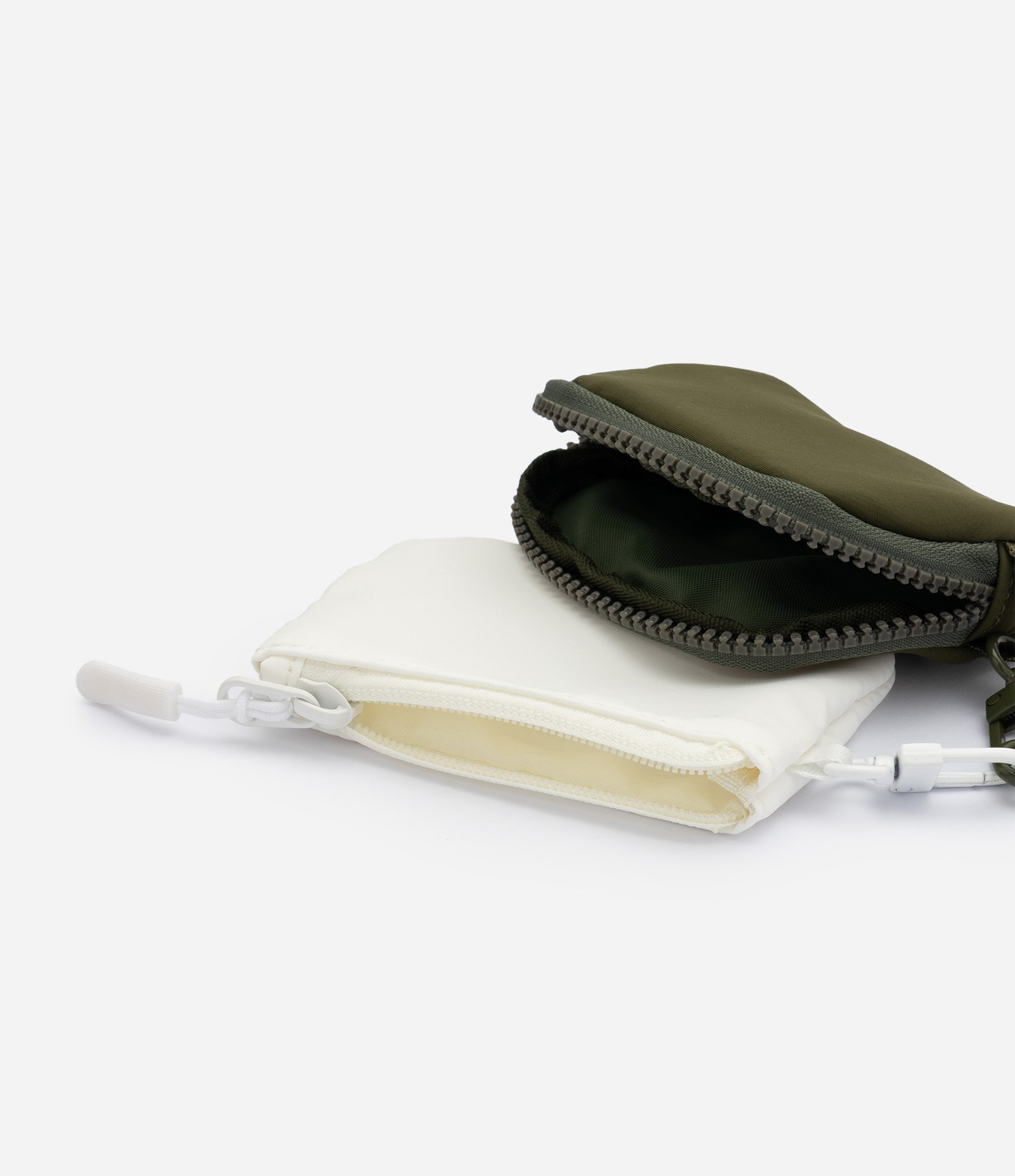 Chaveiro com Duas Mini Necessaires Multicores 2