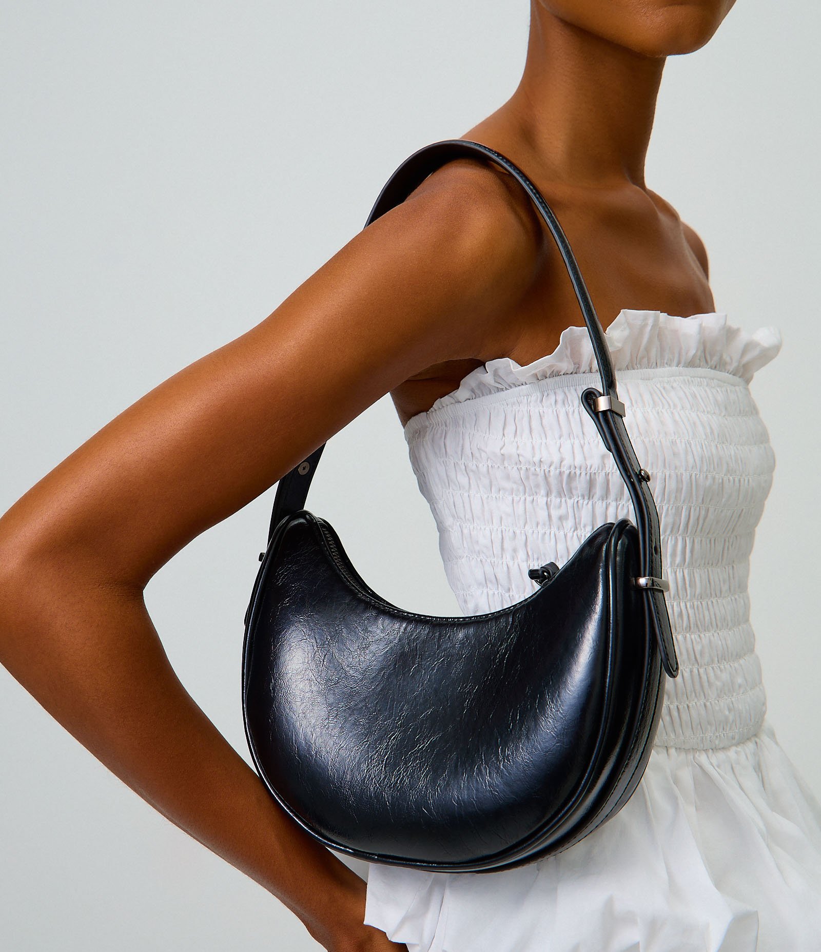 Bolsa Baguete em PU com Alça Ajustável Preto 2
