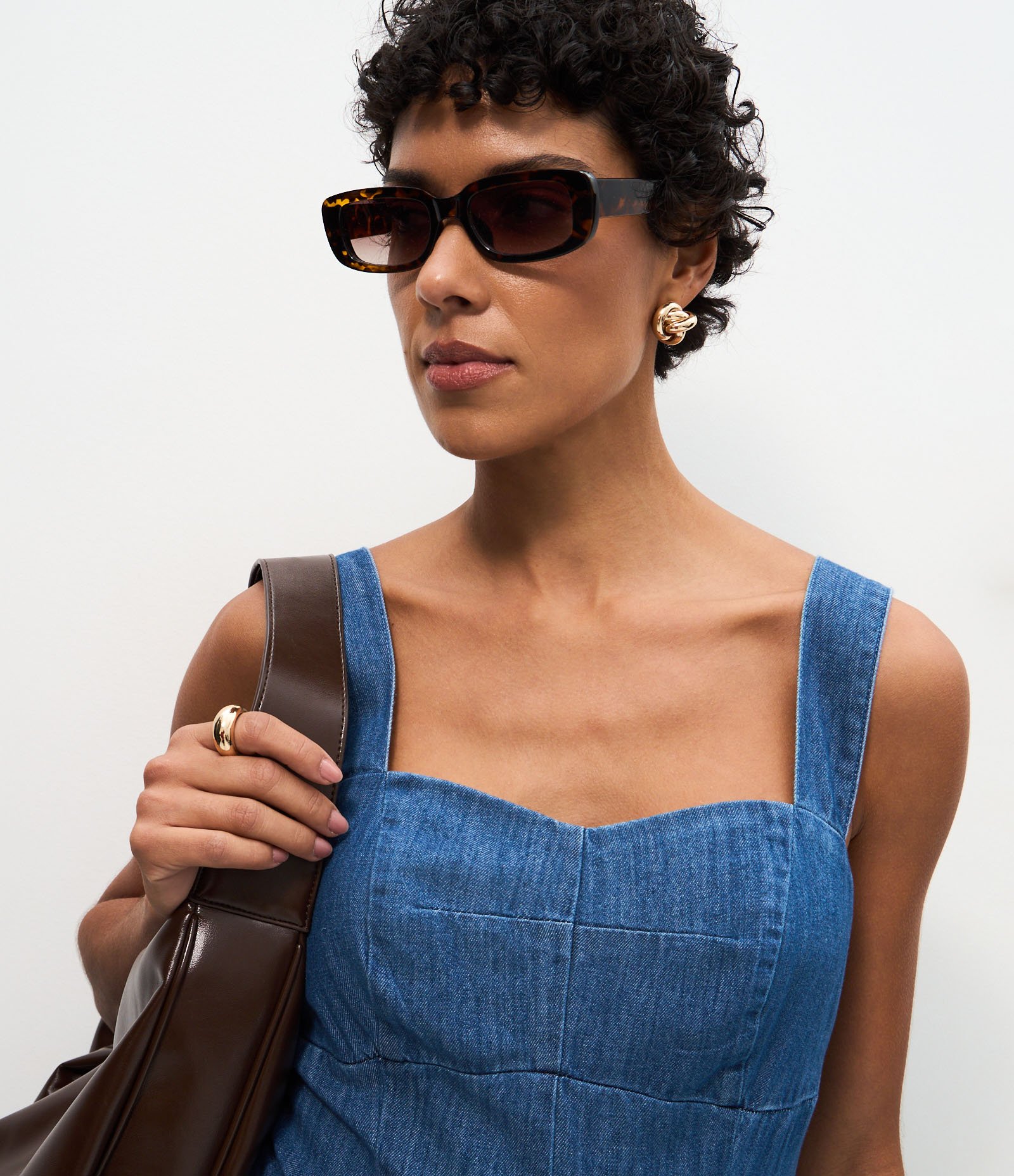 Vestido Midi em Jeans com Decote Coração Azul 3