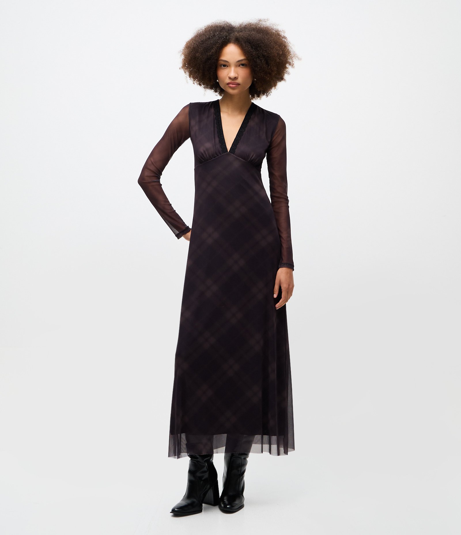 Vestido Midi em Tule Xadrez com Decote V Preto 1