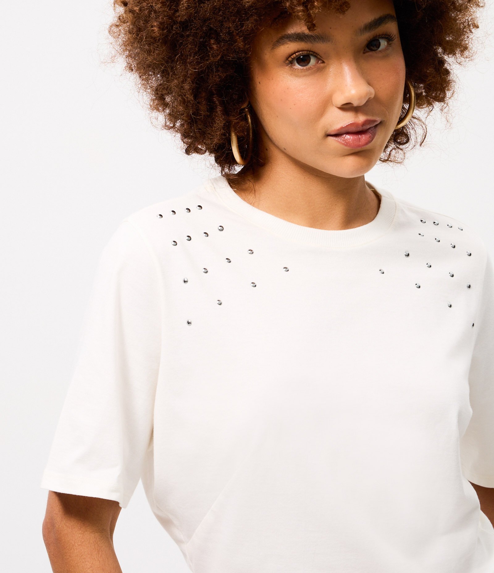 Blusa em Algodão com Aplicação de Pedrinhas nos Ombros Branco 1
