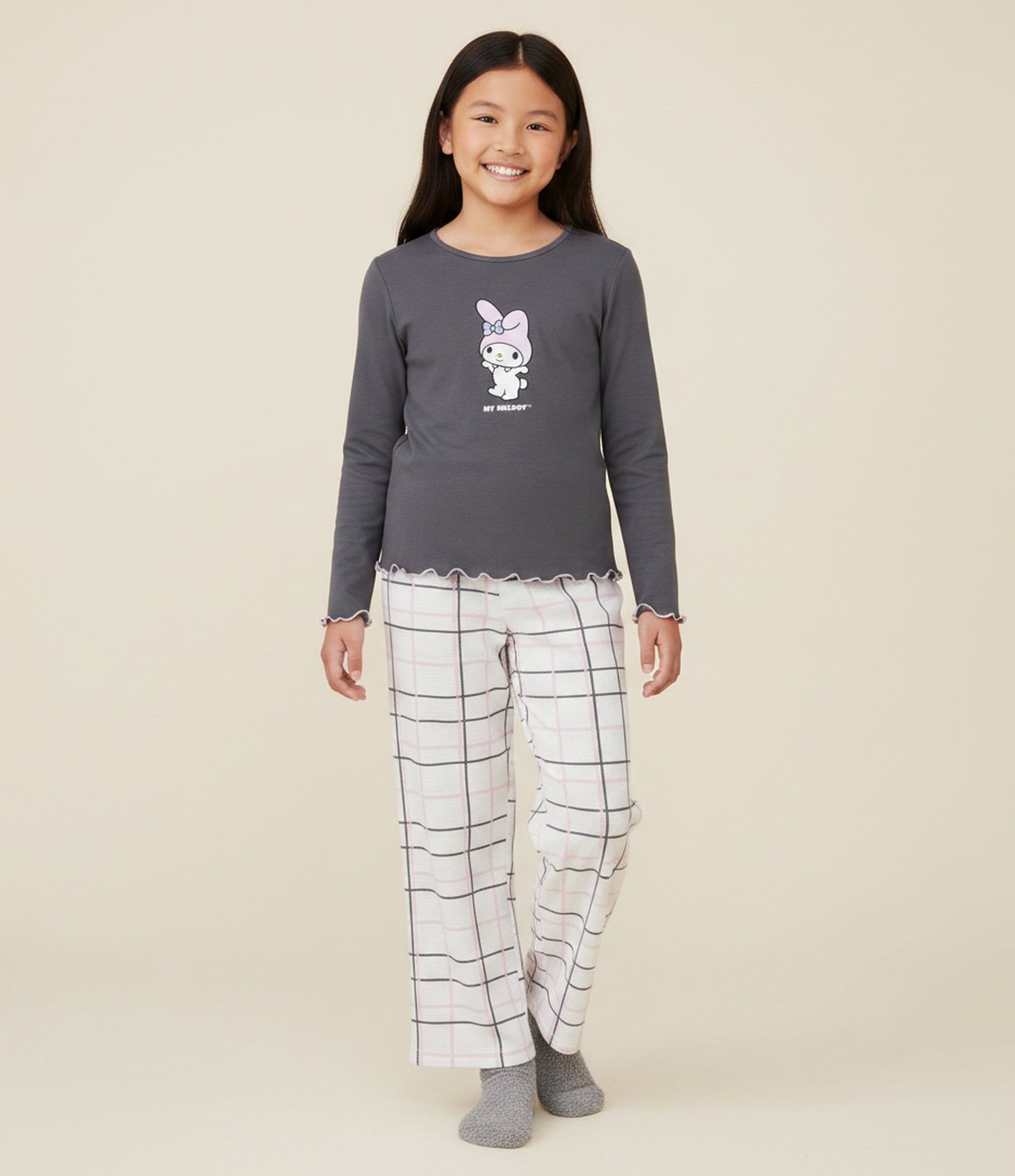 Pijama Infantil com Estampa My Melody – Tam 5 a 14 Anos Cinza/Branco 1