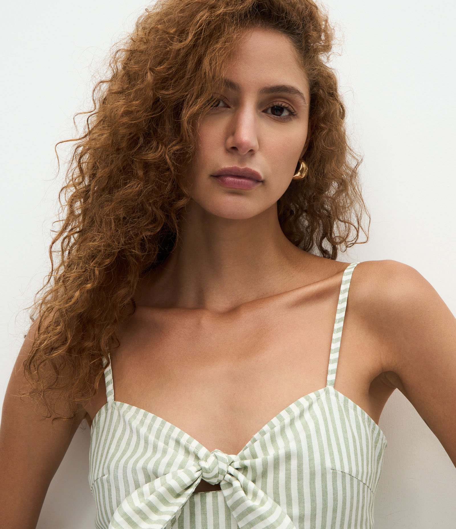 Vestido Longo Maquinetado Listrado com Laço no Busto Verde Claro 3