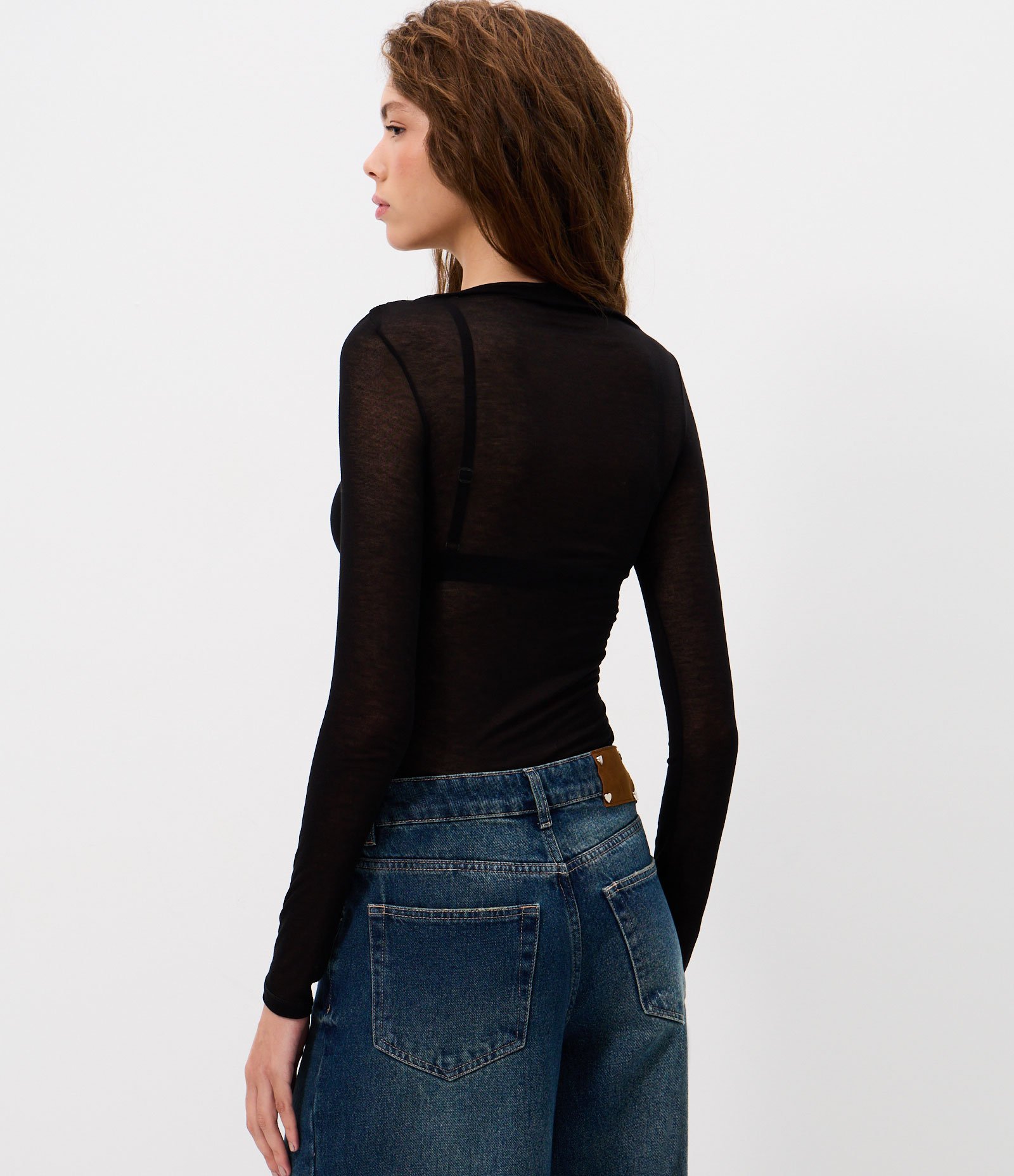 Blusa Manga Longa com Transparência Sutil Preto 4