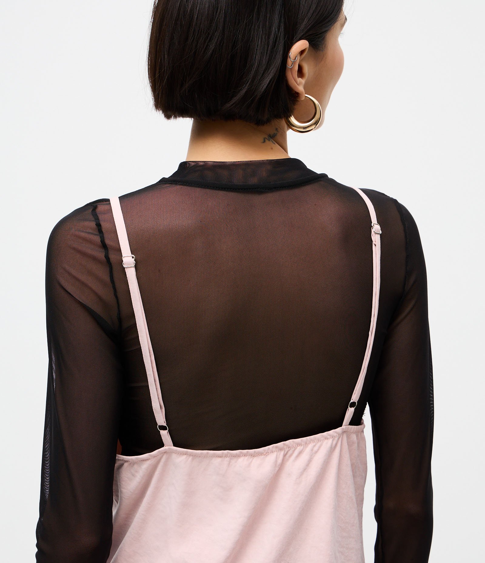 Vestido Slip com Barra Assimétrica e Detalhes em Renda Rosa 5