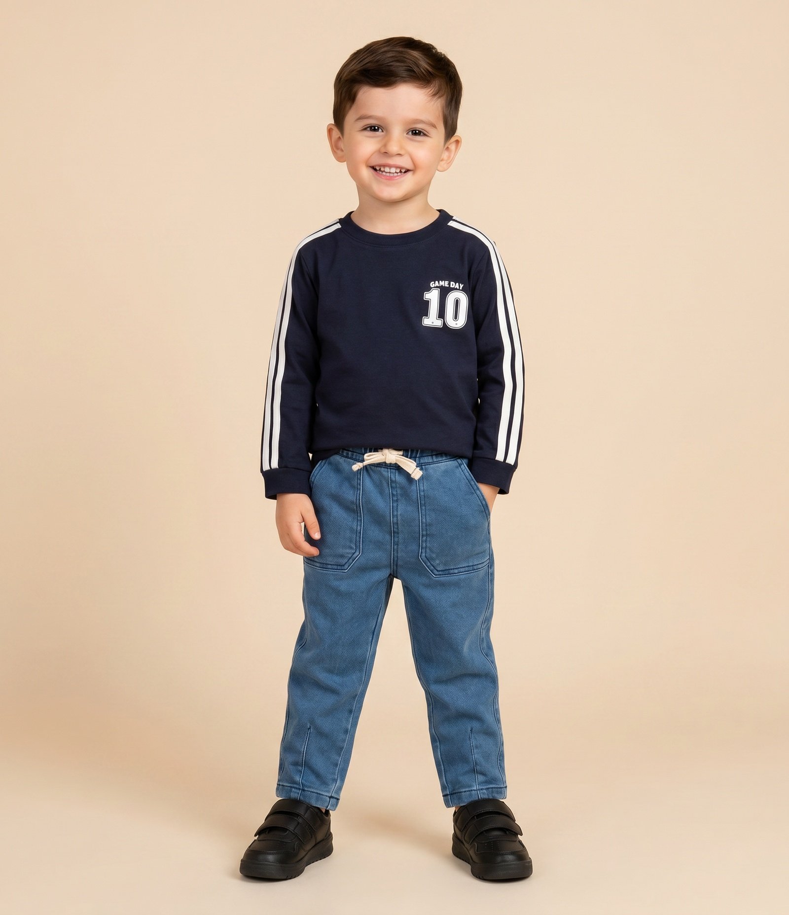 Camiseta Infantil com Lettering Gam Day 10 e Listras nas Mangas – Tam 1 a 6 Anos Azul Marinho 1