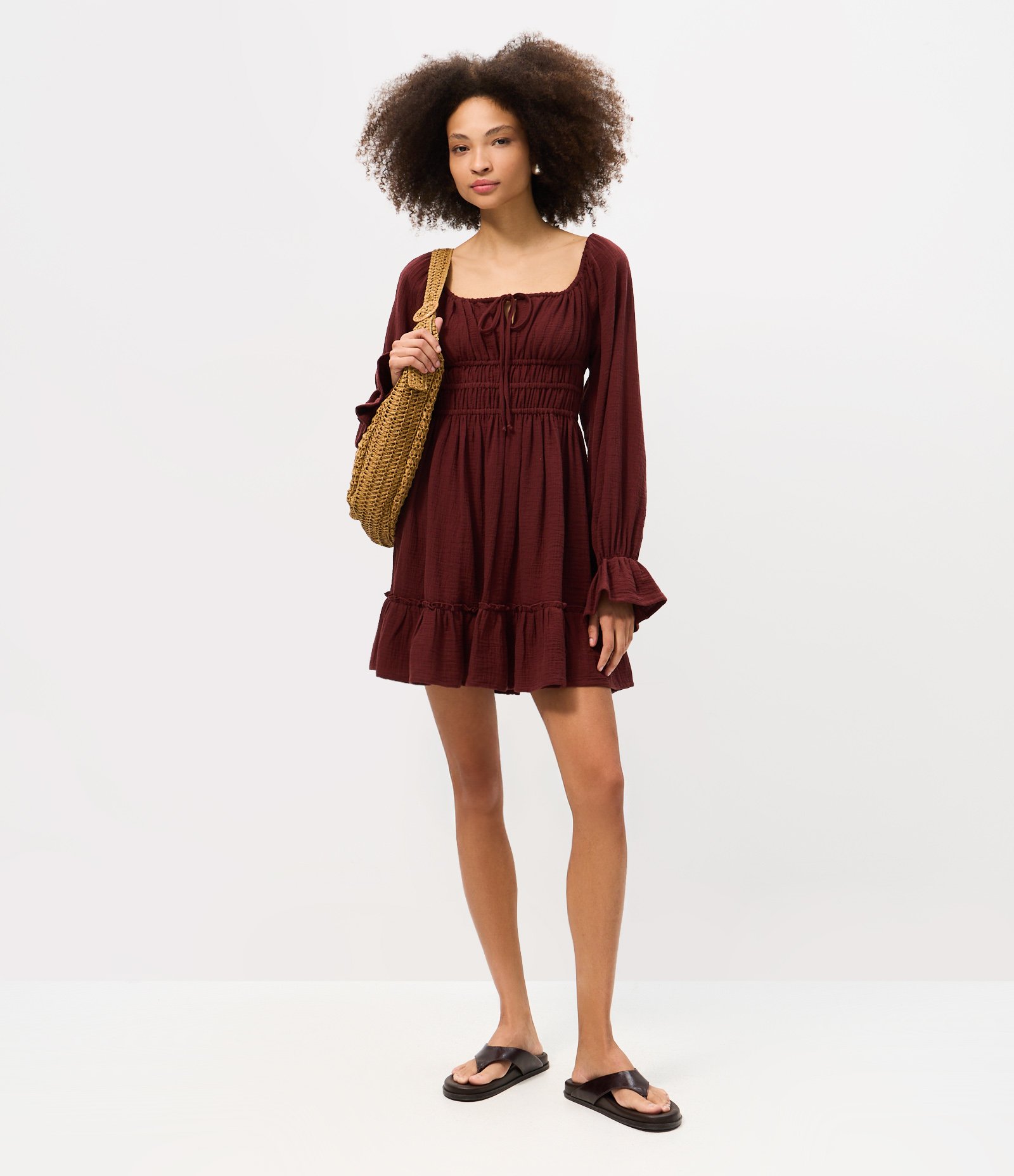 Vestido Curto em Cambraia de Algodão com Detalhe Franzido Abaixo do Busto Vermelho 1