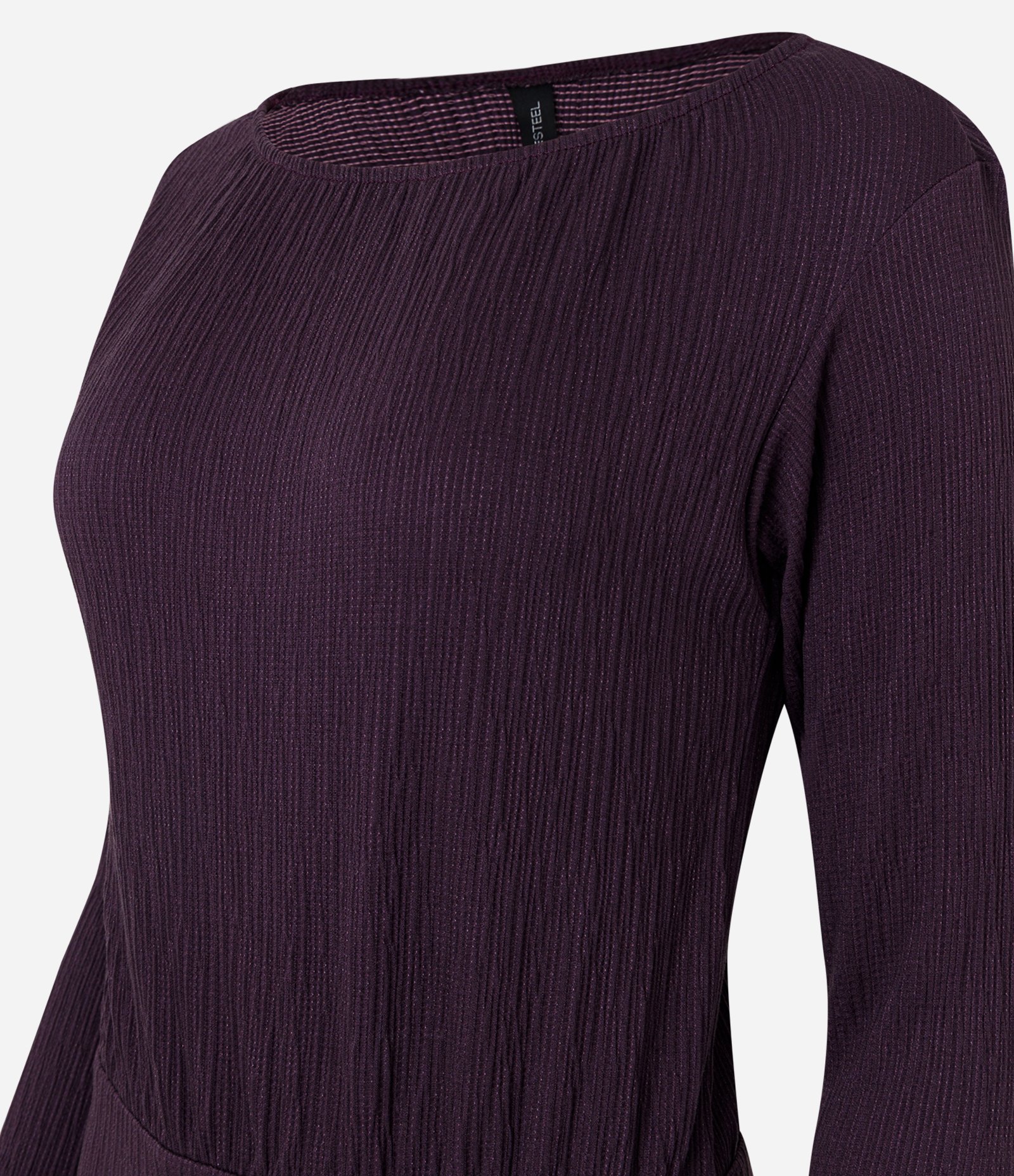 Vestido Curto Evasê em Viscose com Manga Longa e Babados Roxo 2