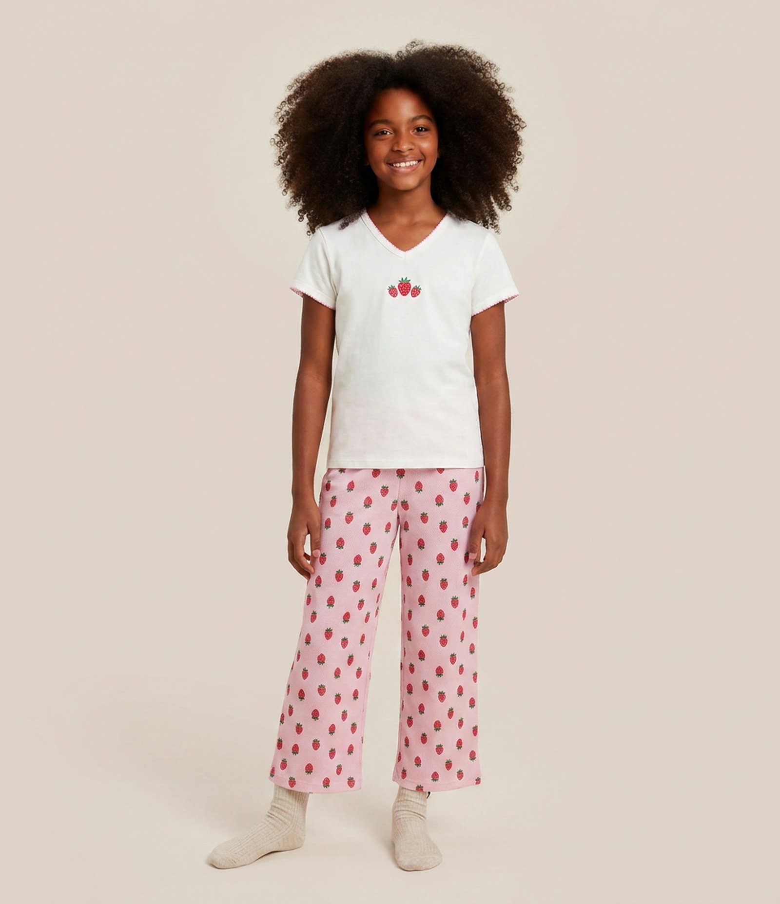 Pijama Infantil com Estampa Fullprint Morangos – Tam 7 a 16 Anos Rosa/Branco 1