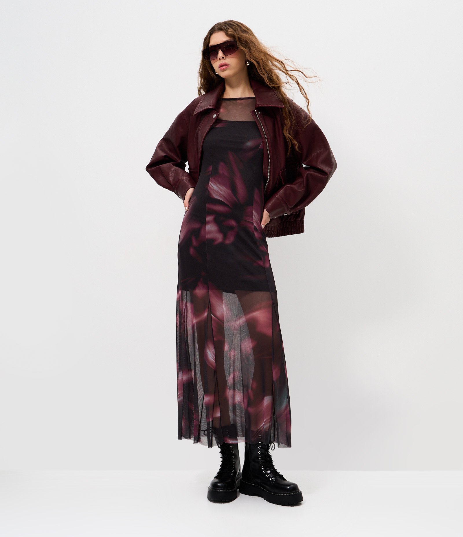 Vestido Midi em Tule com Efeito Manchado e Recortes na Barra Preto 1