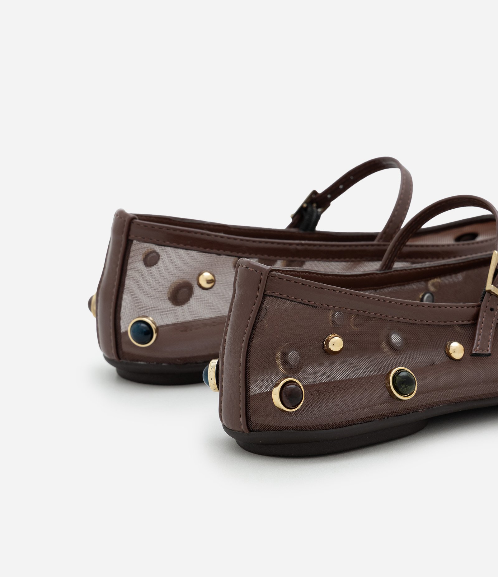 Sapatilha de Tela em PU com Aplicação de Enfeites Resinados Marrom 4