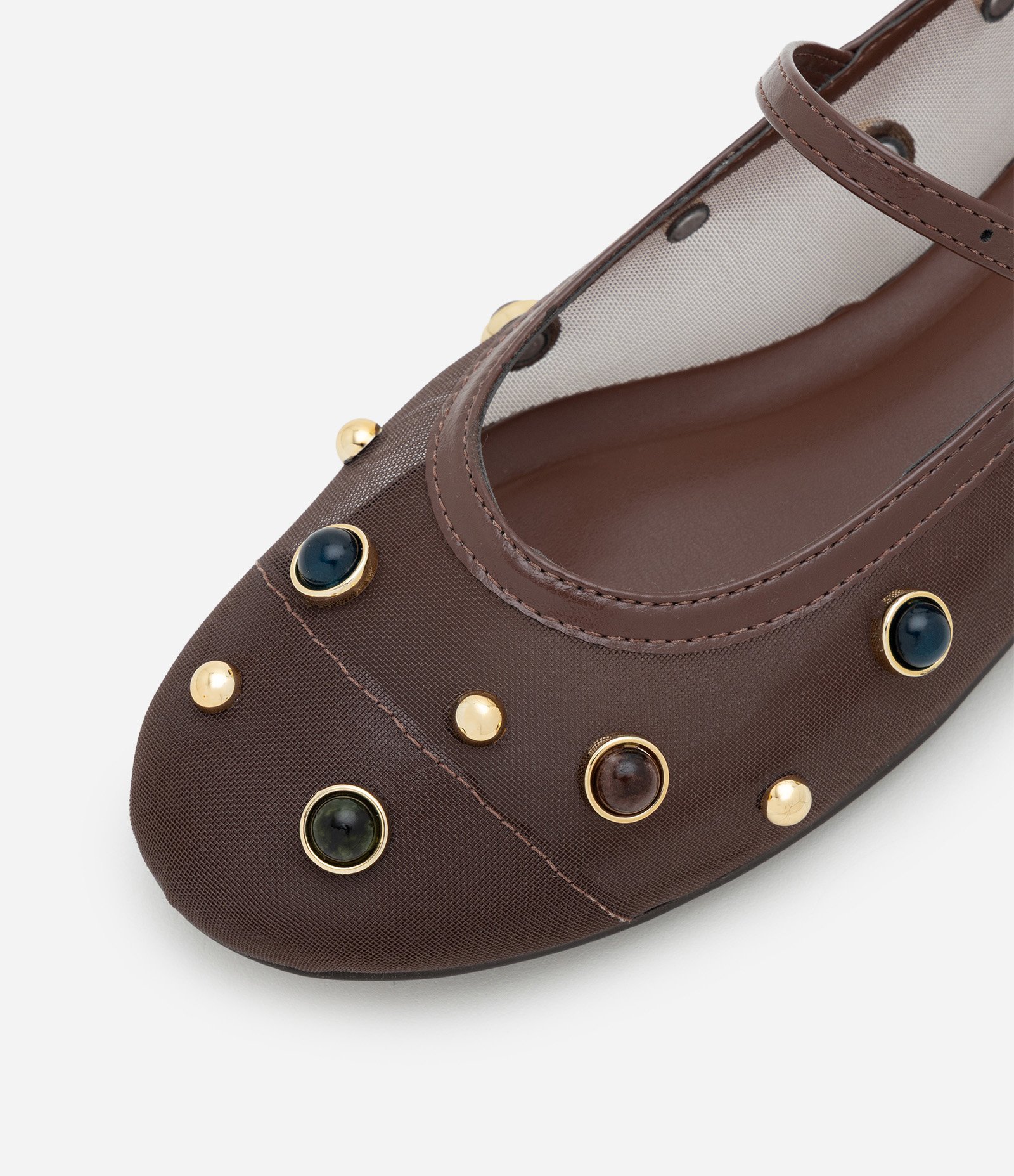 Sapatilha de Tela em PU com Aplicação de Enfeites Resinados Marrom 5