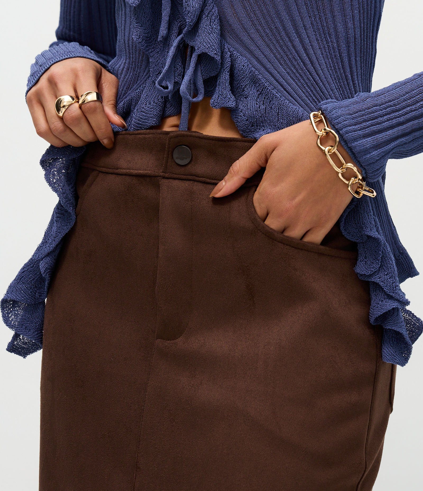 Saia Midi em Suede com Bolsos Marrom 4
