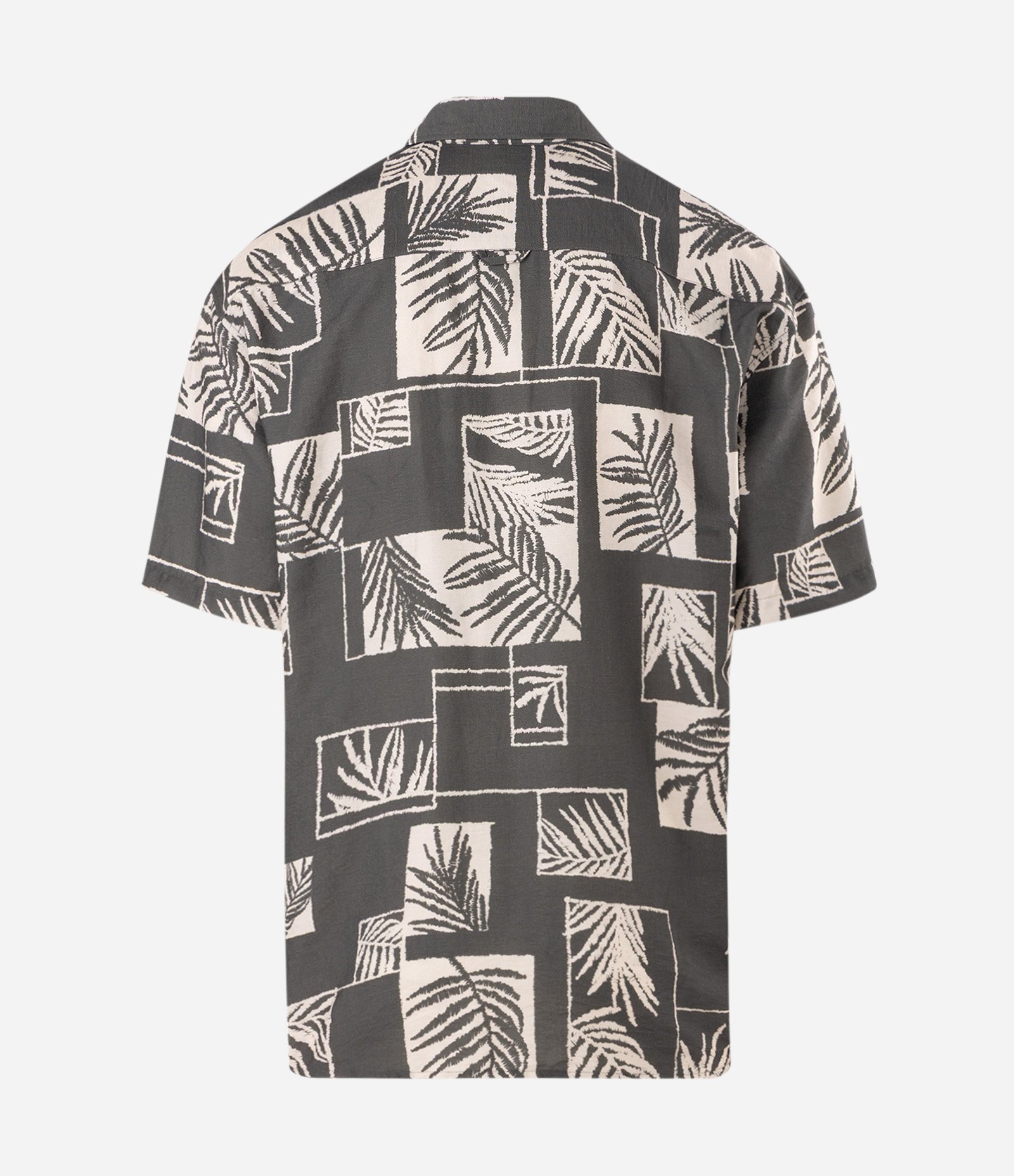 Camisa Relaxed Folhagem Manga Curta Verde 6