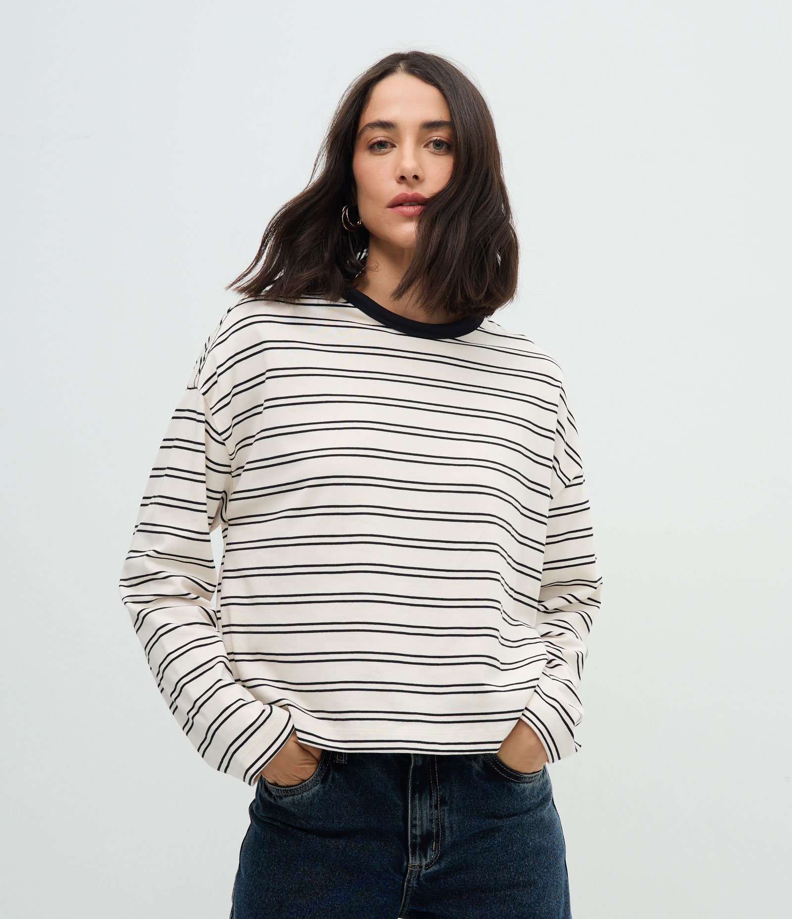 Blusa Oversized em Algodão com Estampa Listrada Branco/Preto 1