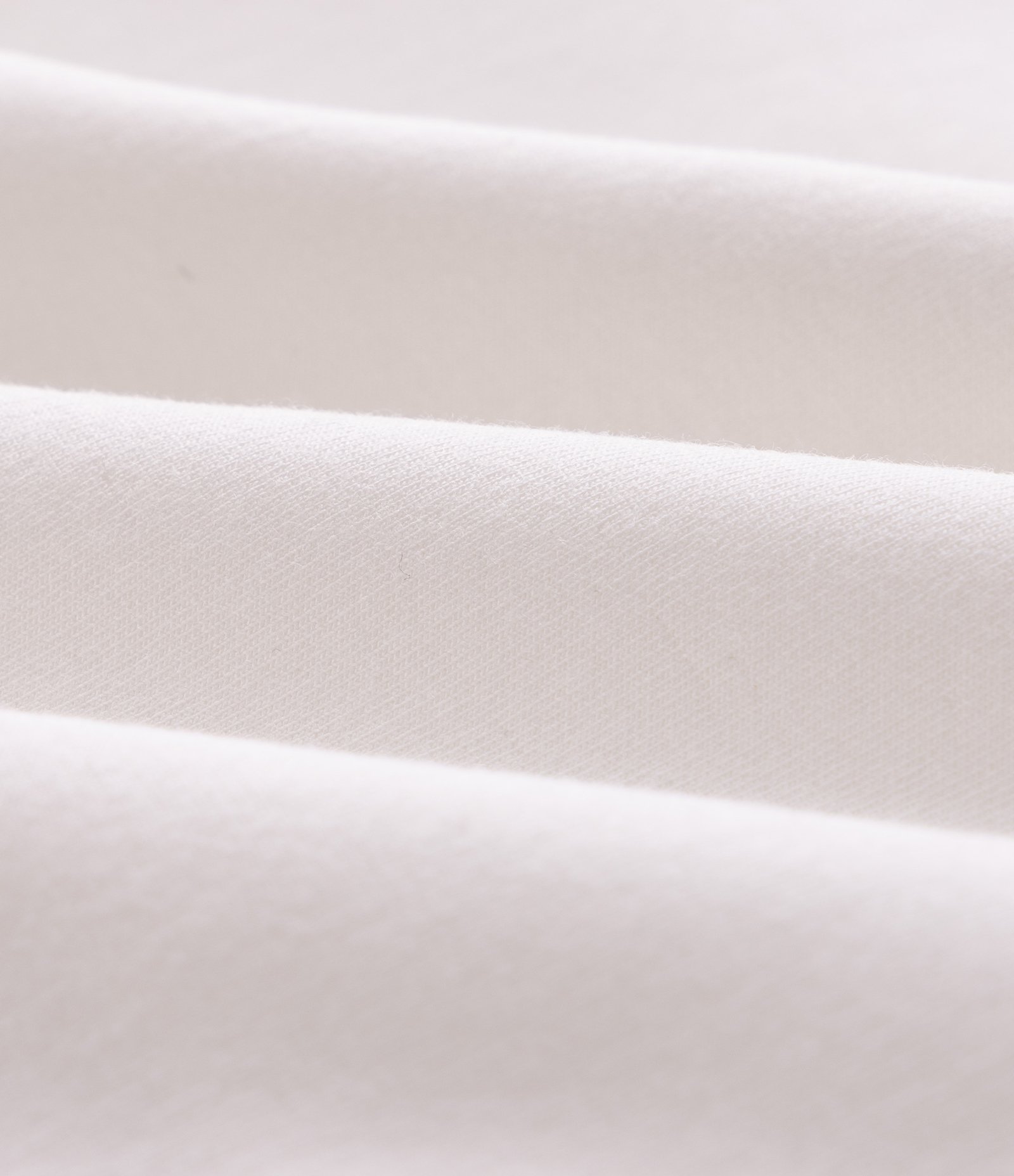 Bermuda em Moletom Comfort com Cós Elástico Branco 8