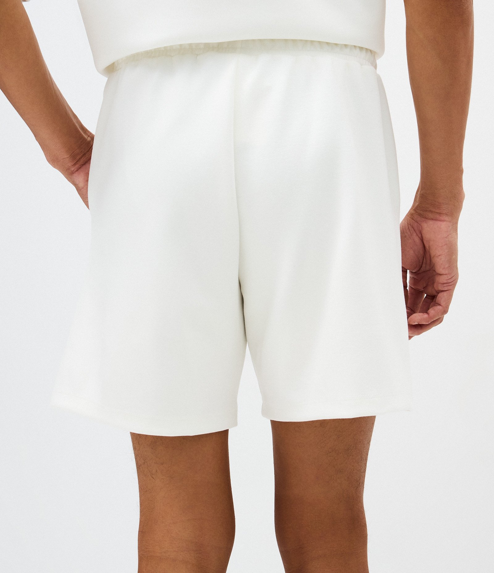 Bermuda em Moletom Comfort com Cós Elástico Branco 4