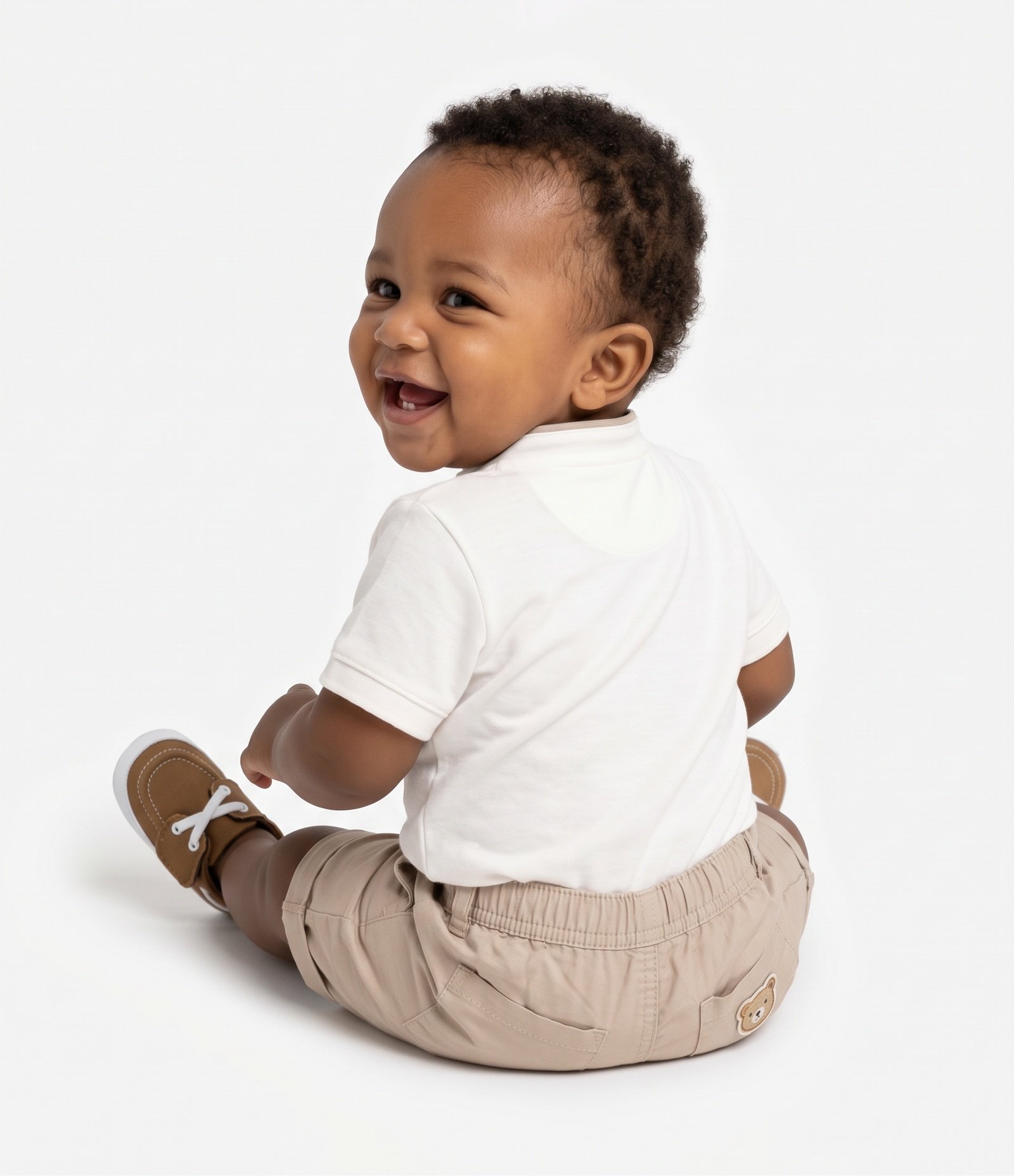 Camiseta Infantil com Gola Henley e Bolsinho - Tam 0 a 18 Meses Branco 7