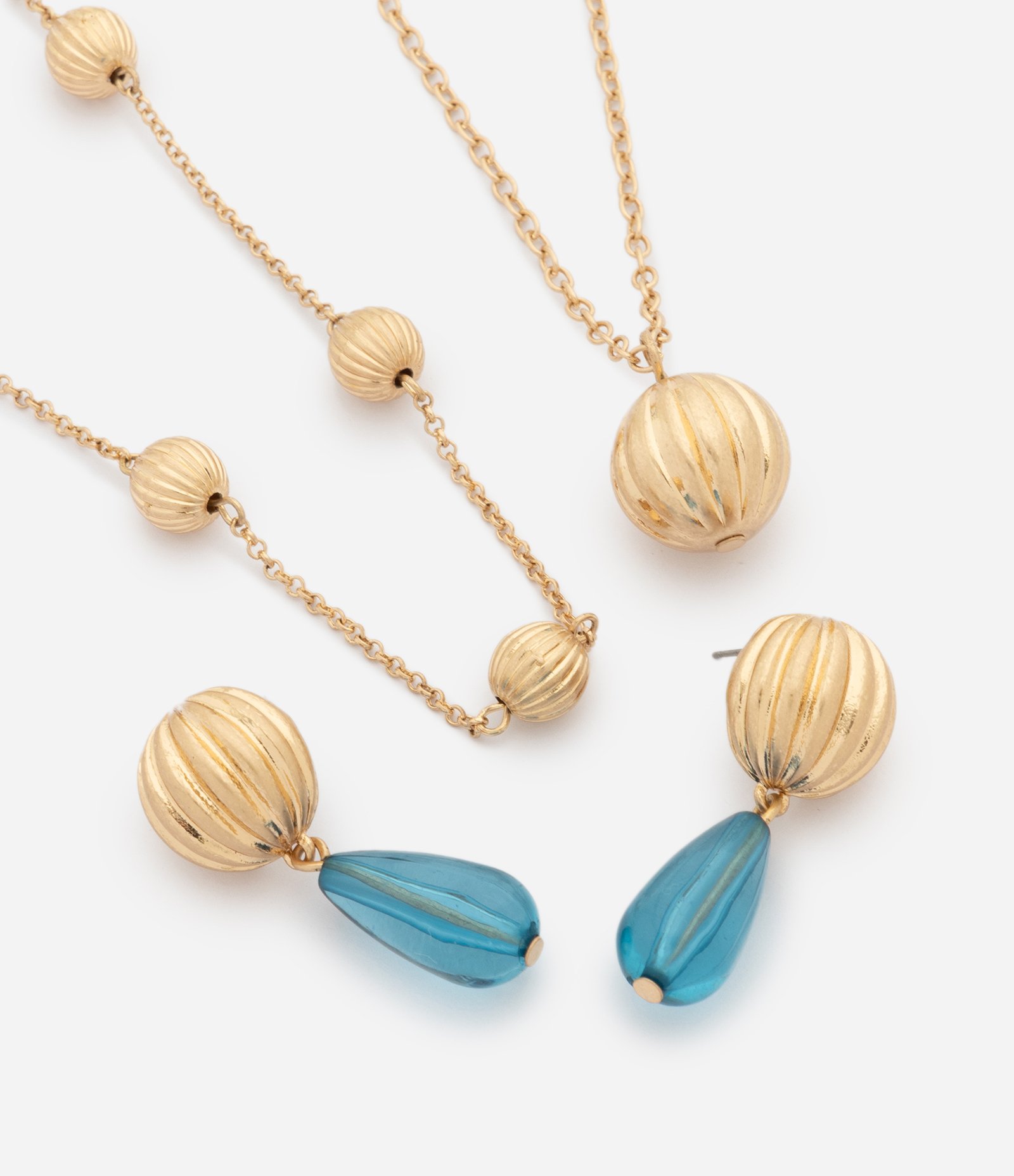Conjunto de Colar Camadas e Brincos com Pingente Gota Dourado 2