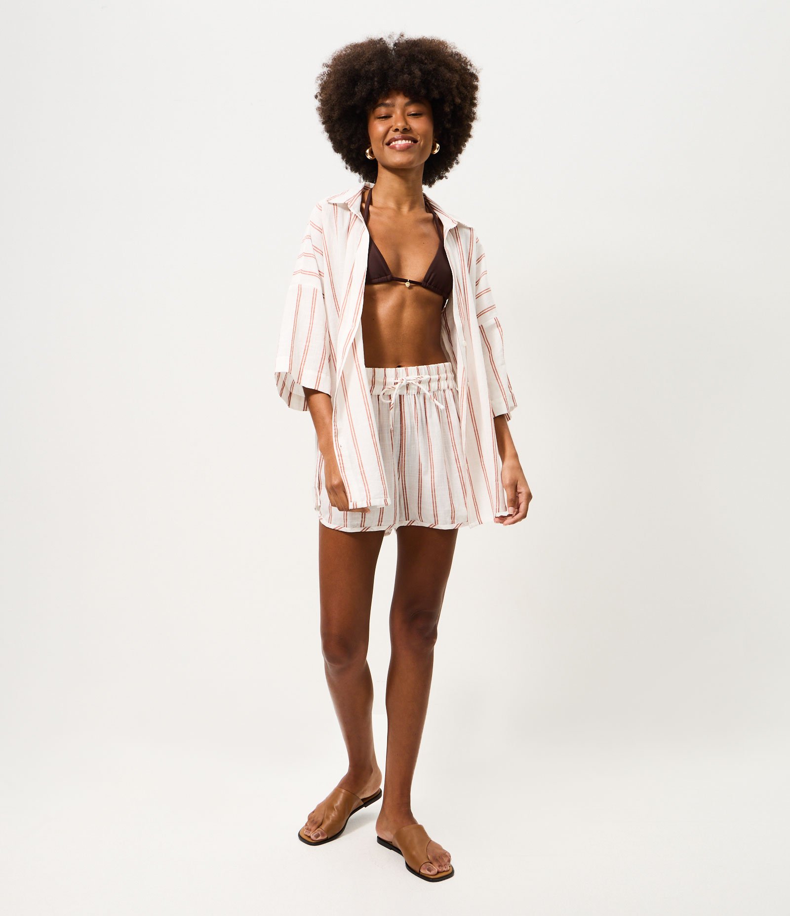Saída de Praia Short Listrado Fio Tinto Branco 1