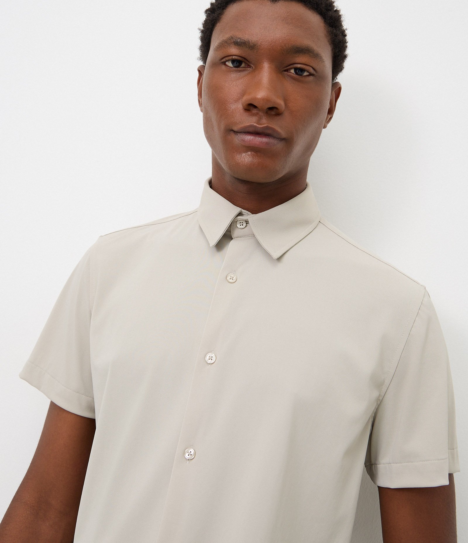 Camisa Performance em Poliamida Toque Gelado Bege 4