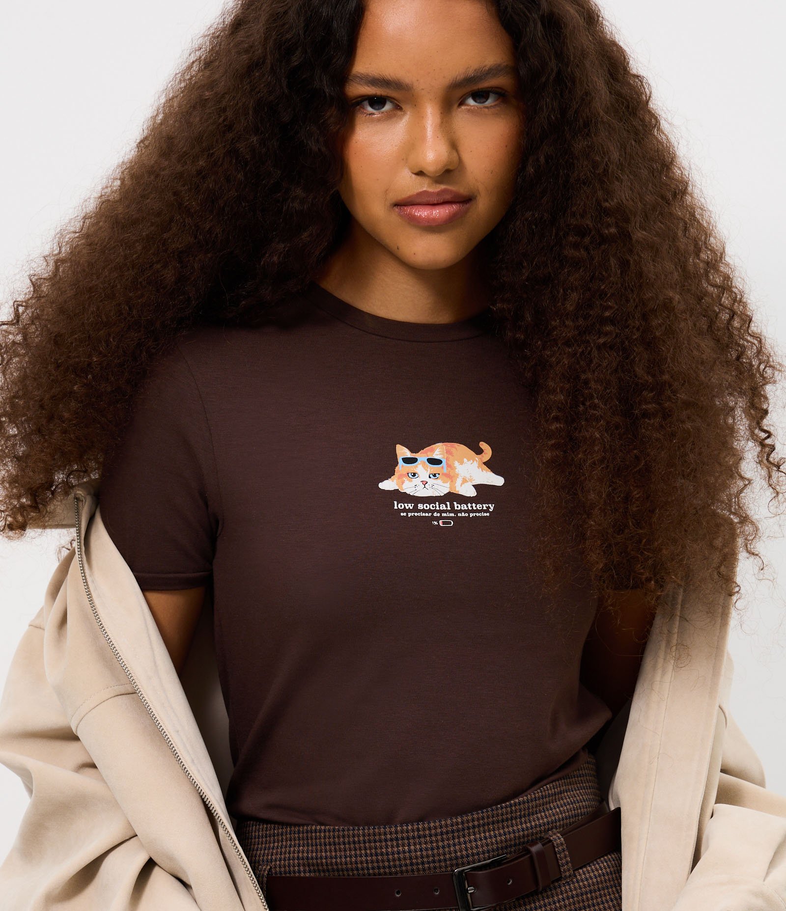 Camiseta em Algodão com Estampa de Gato Marrom 1