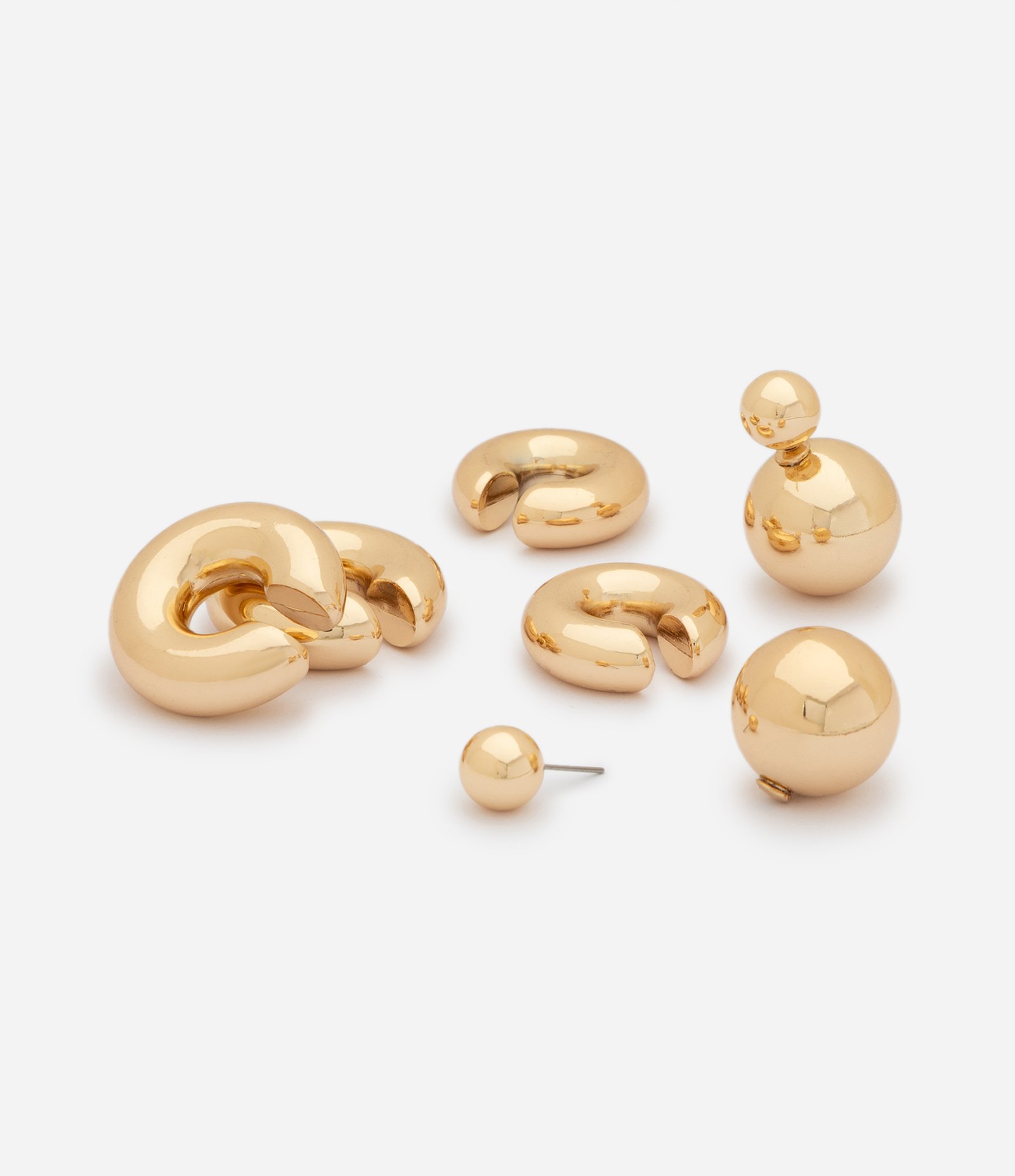 Kit com 01 Par de Brincos e 04 Piercings Dourado 3