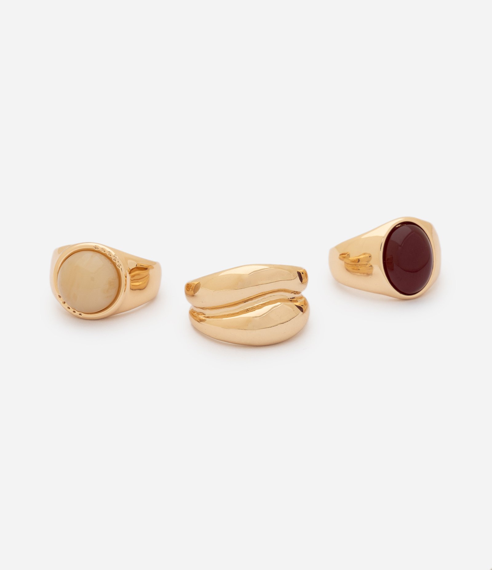 Kit 03 Anéis com Estrutura Robusta Dourado 2