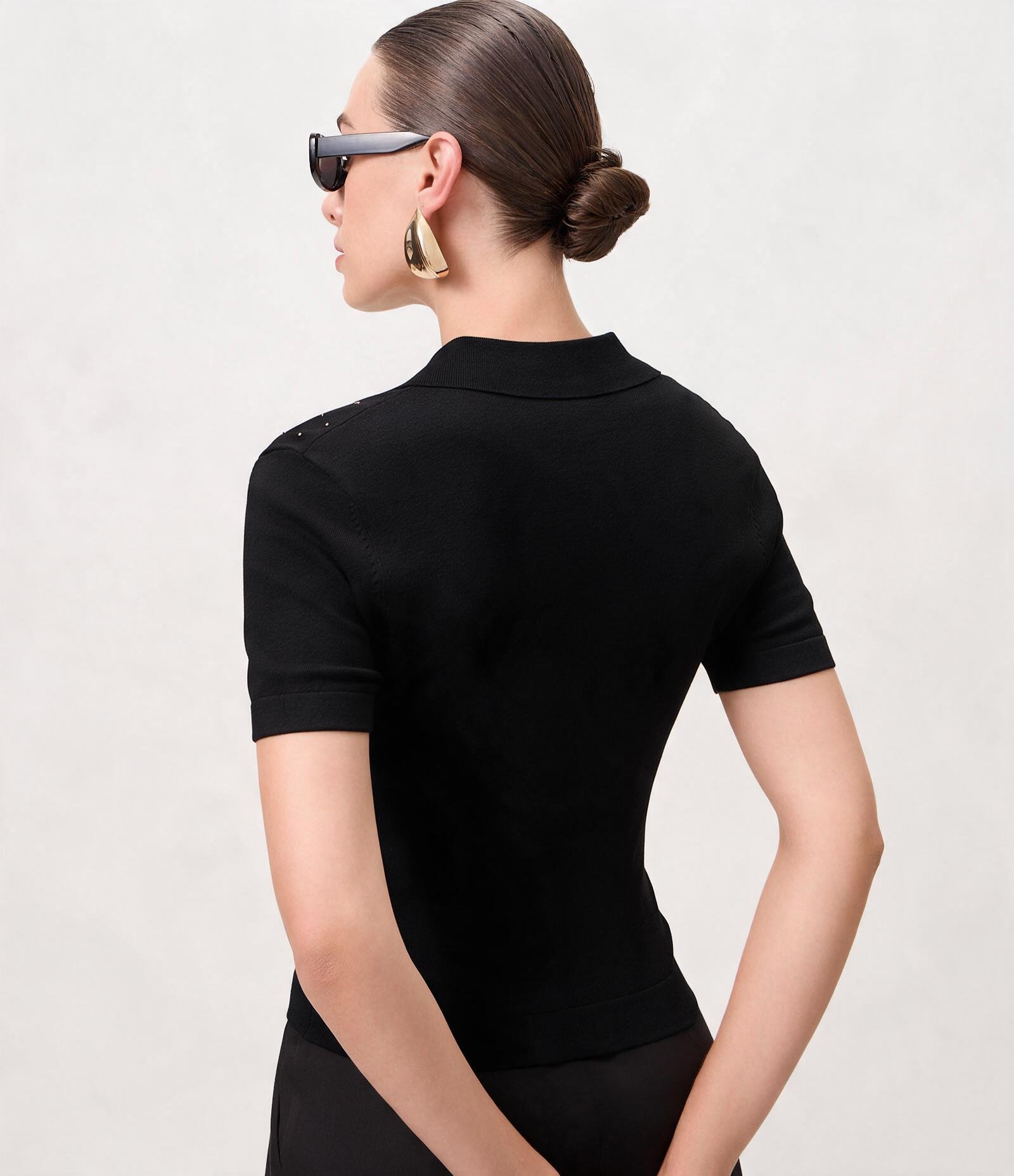 Blusa Polo em Tricô com Aplicação de Brilhos Preto 3