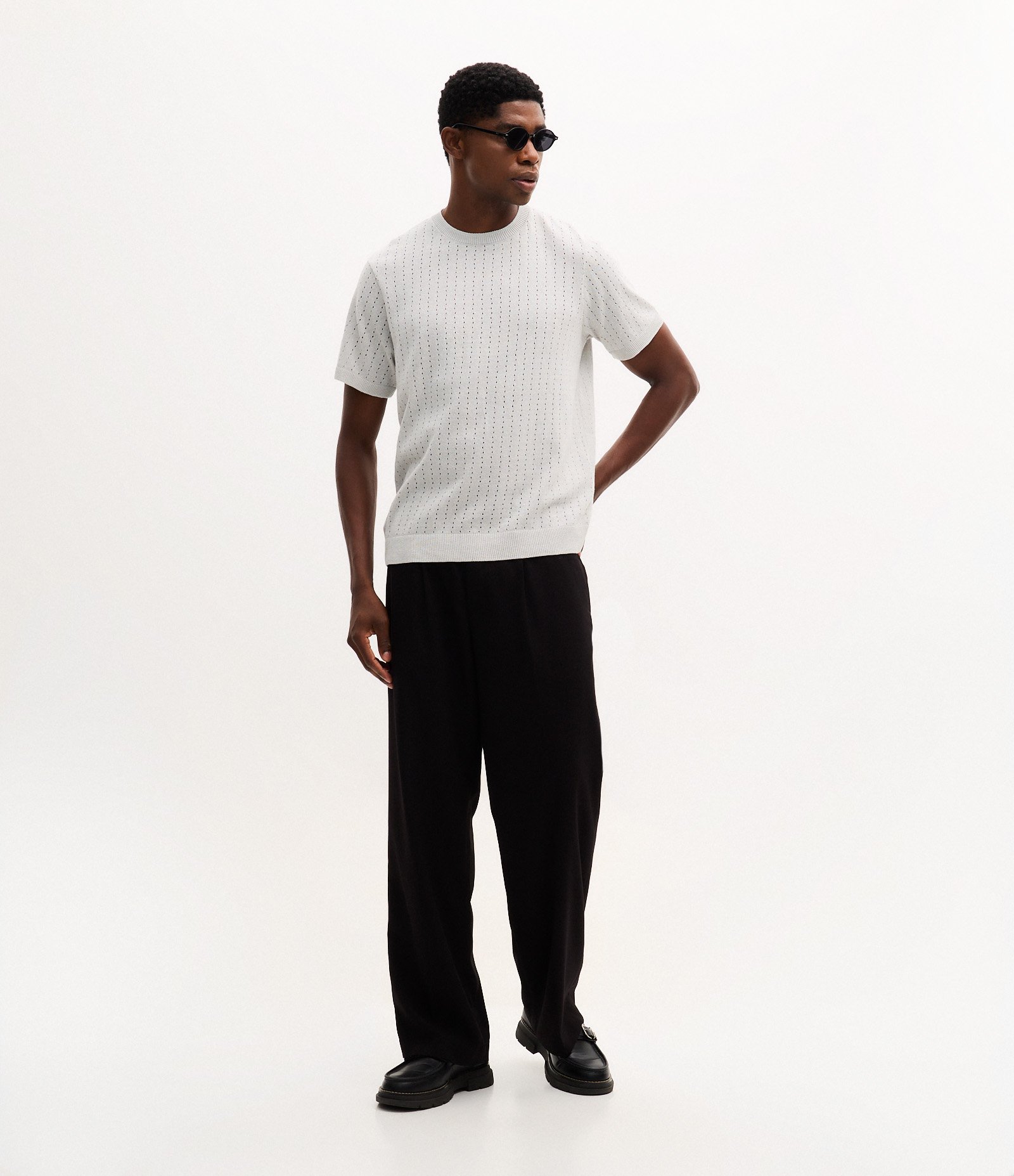 Camiseta Regular Manga Curta Texturizada Cinza 2