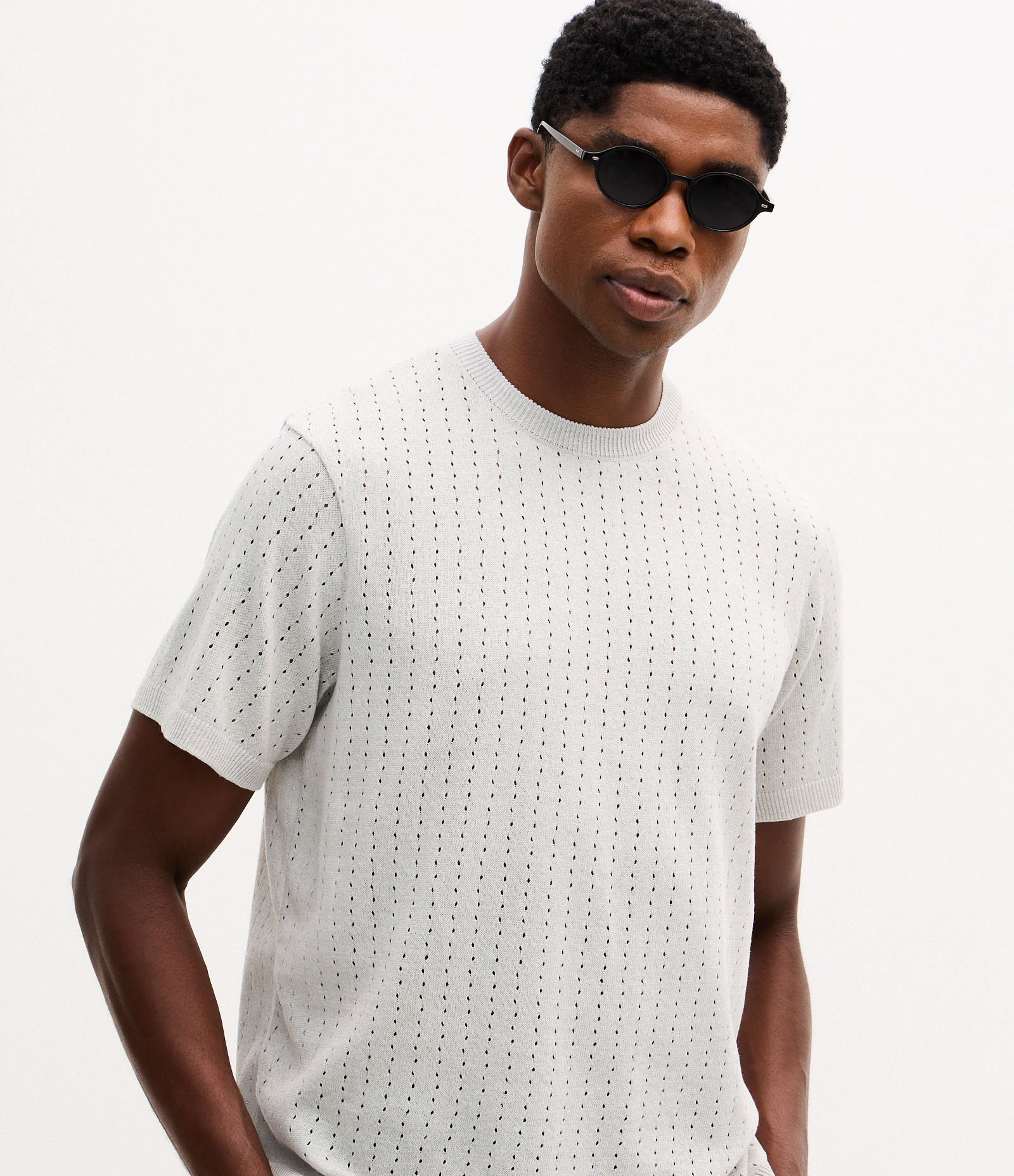 Camiseta Regular Manga Curta Texturizada Cinza 4