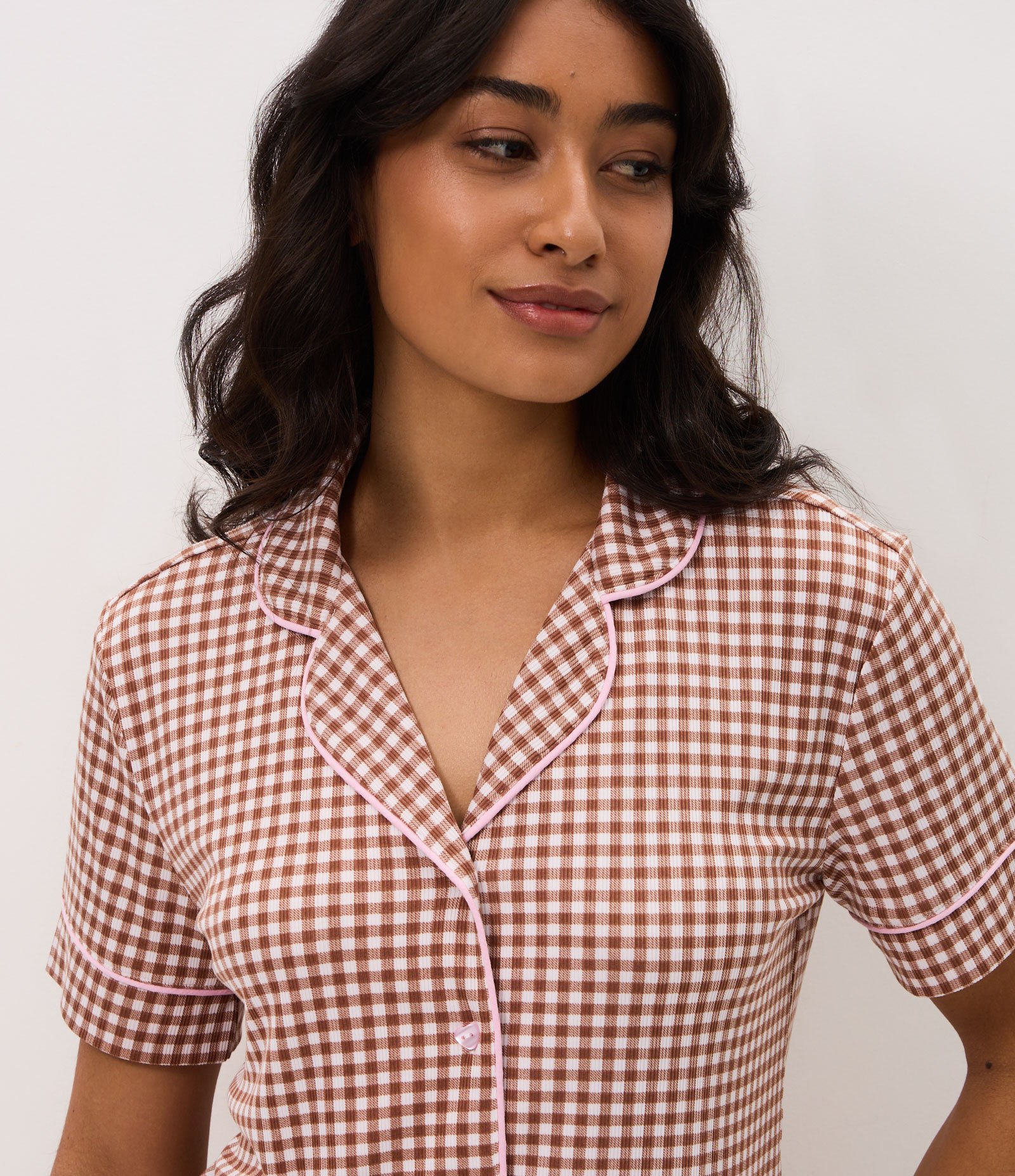 Pijama Longo Americano em Ribana com Estampa Xadrez Vichy Marrom 3