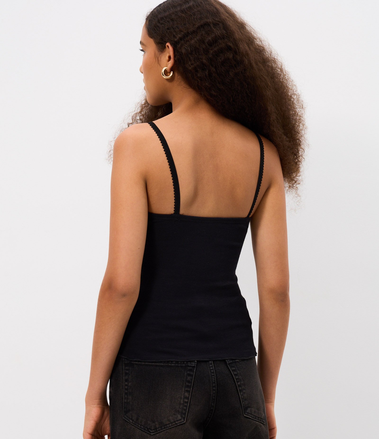 Blusa de Alcinha Texturizada com Busto em Renda Preto 4